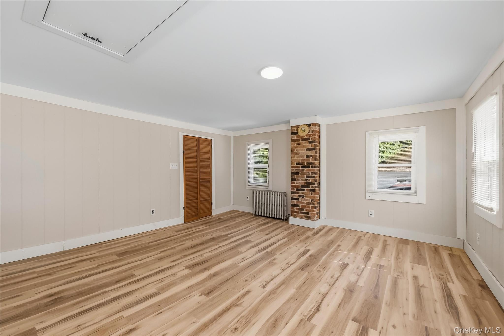 212 Center Street – For Rent photo 10