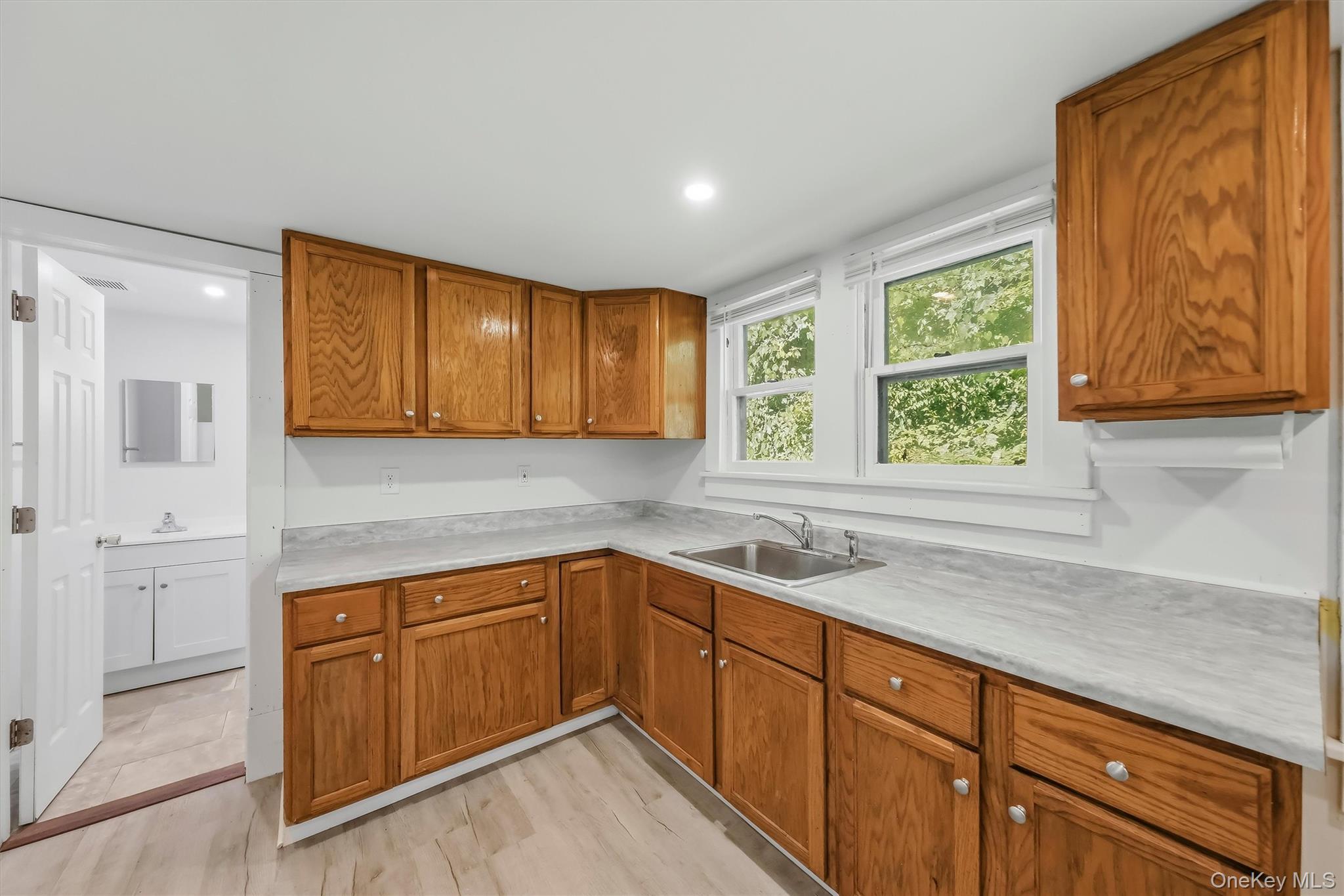 212 Center Street – For Rent photo 24