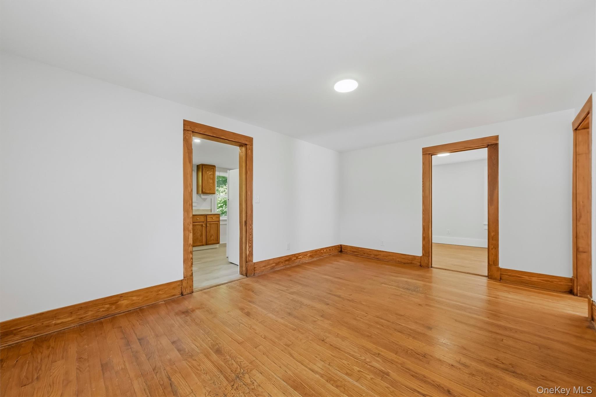 212 Center Street – For Rent photo 18