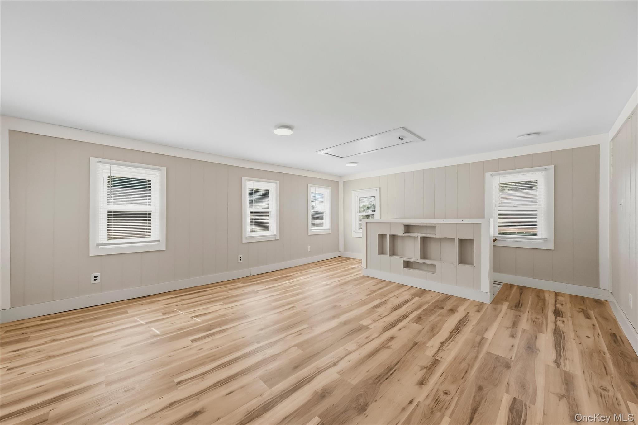 212 Center Street – For Rent photo 8