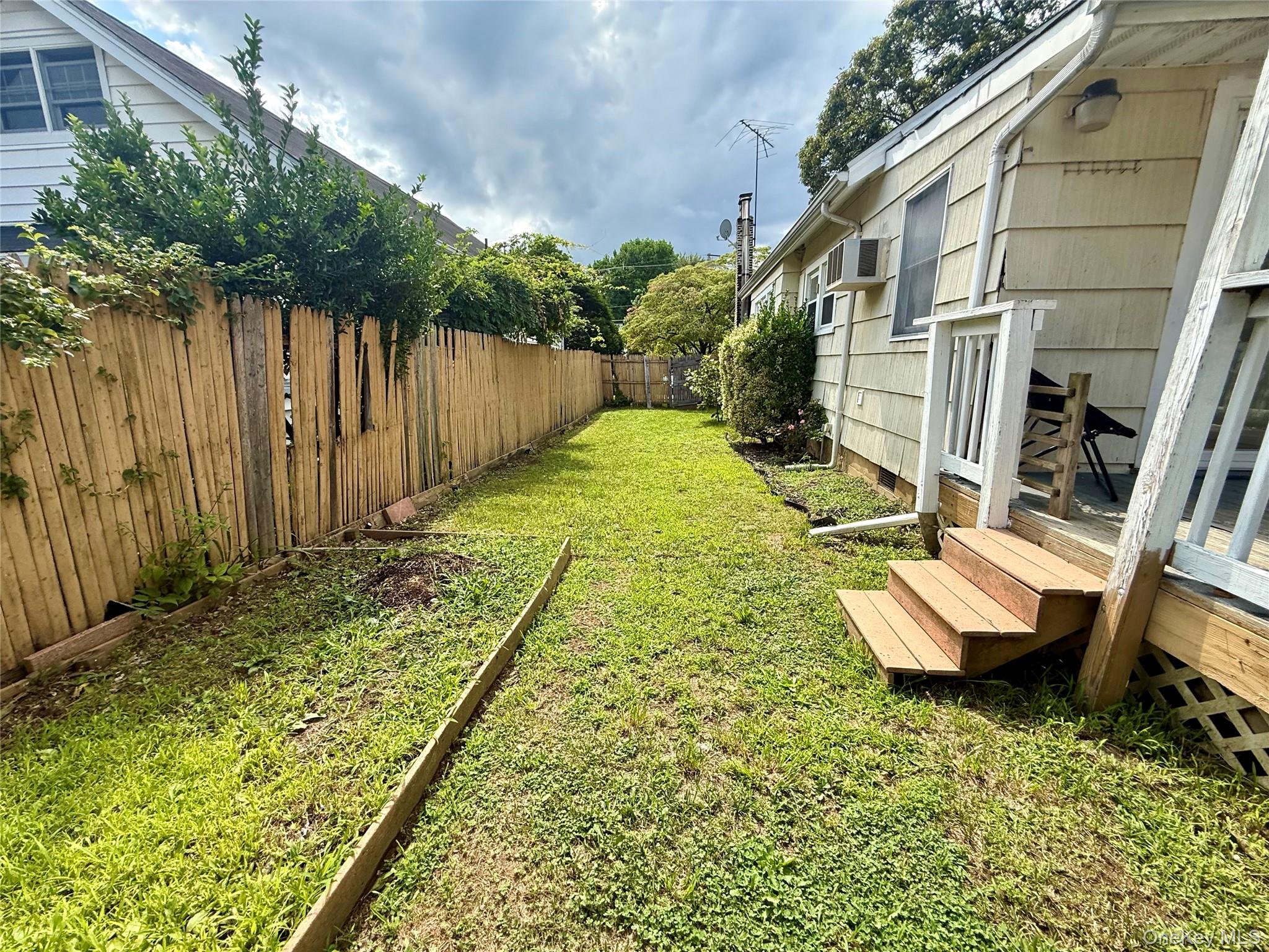 175 S Brookside Avenue – For Rent photo 32