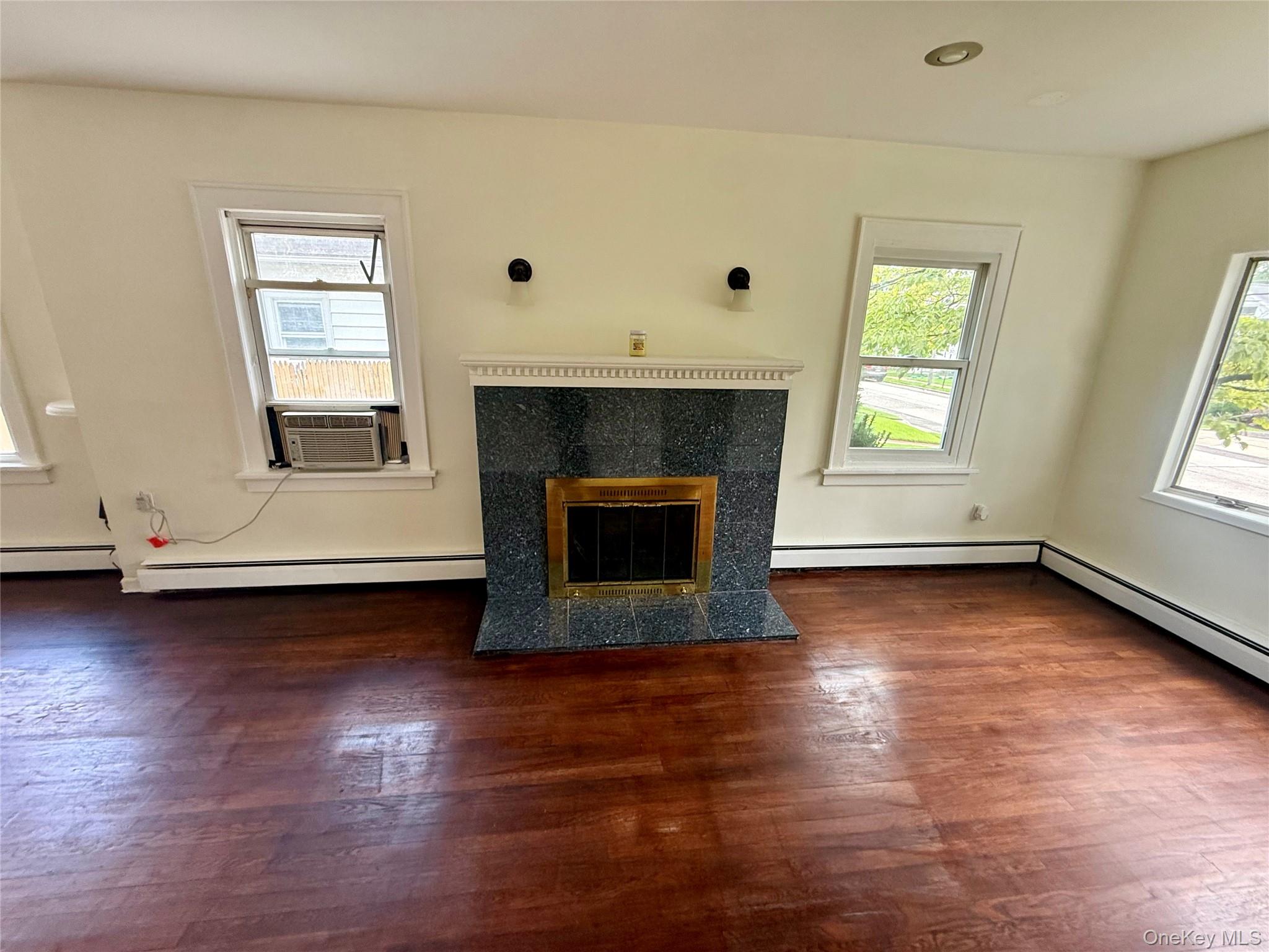 175 S Brookside Avenue – For Rent photo 8