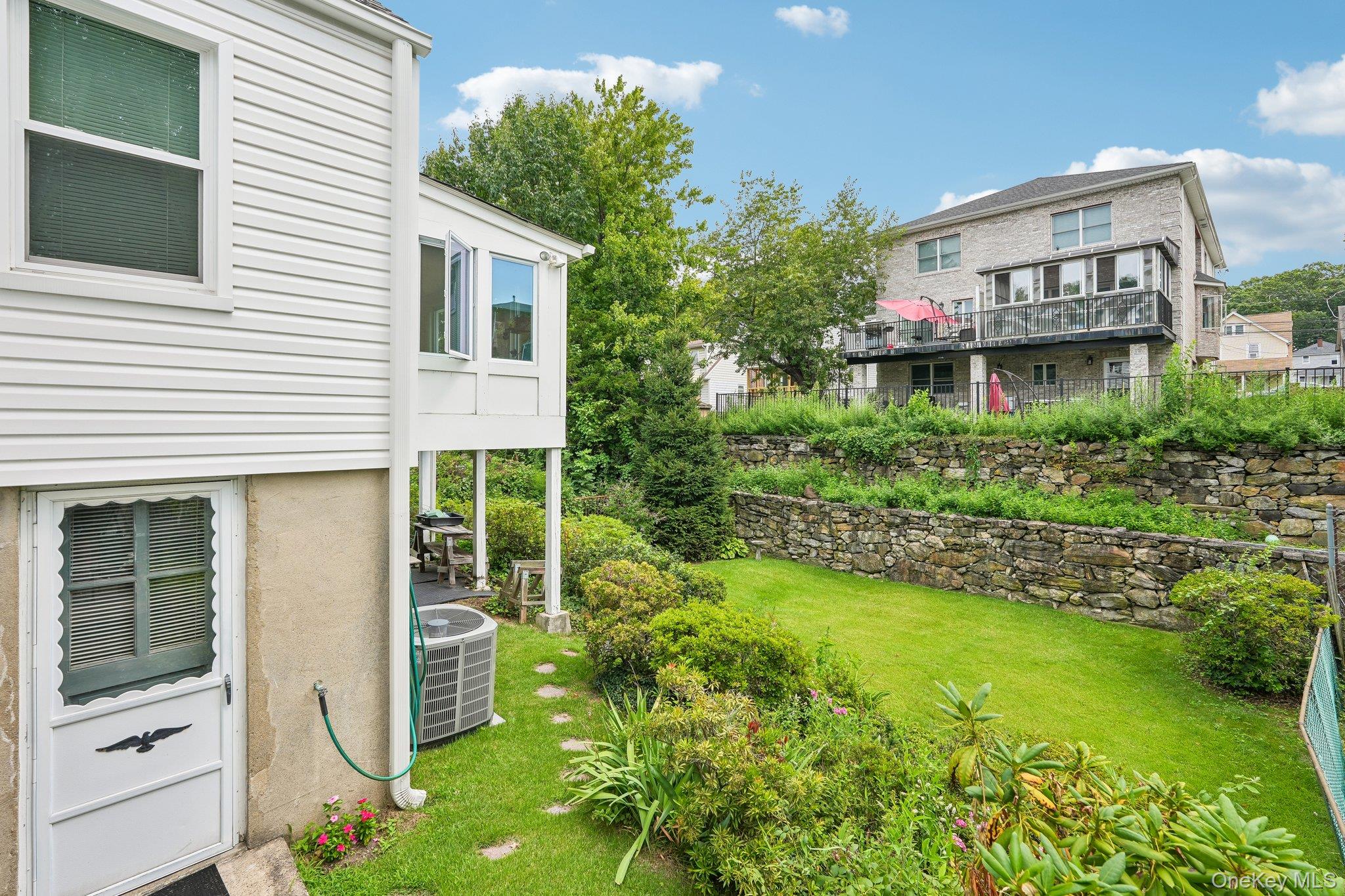 105 Hildreth Place – For Sale photo 29