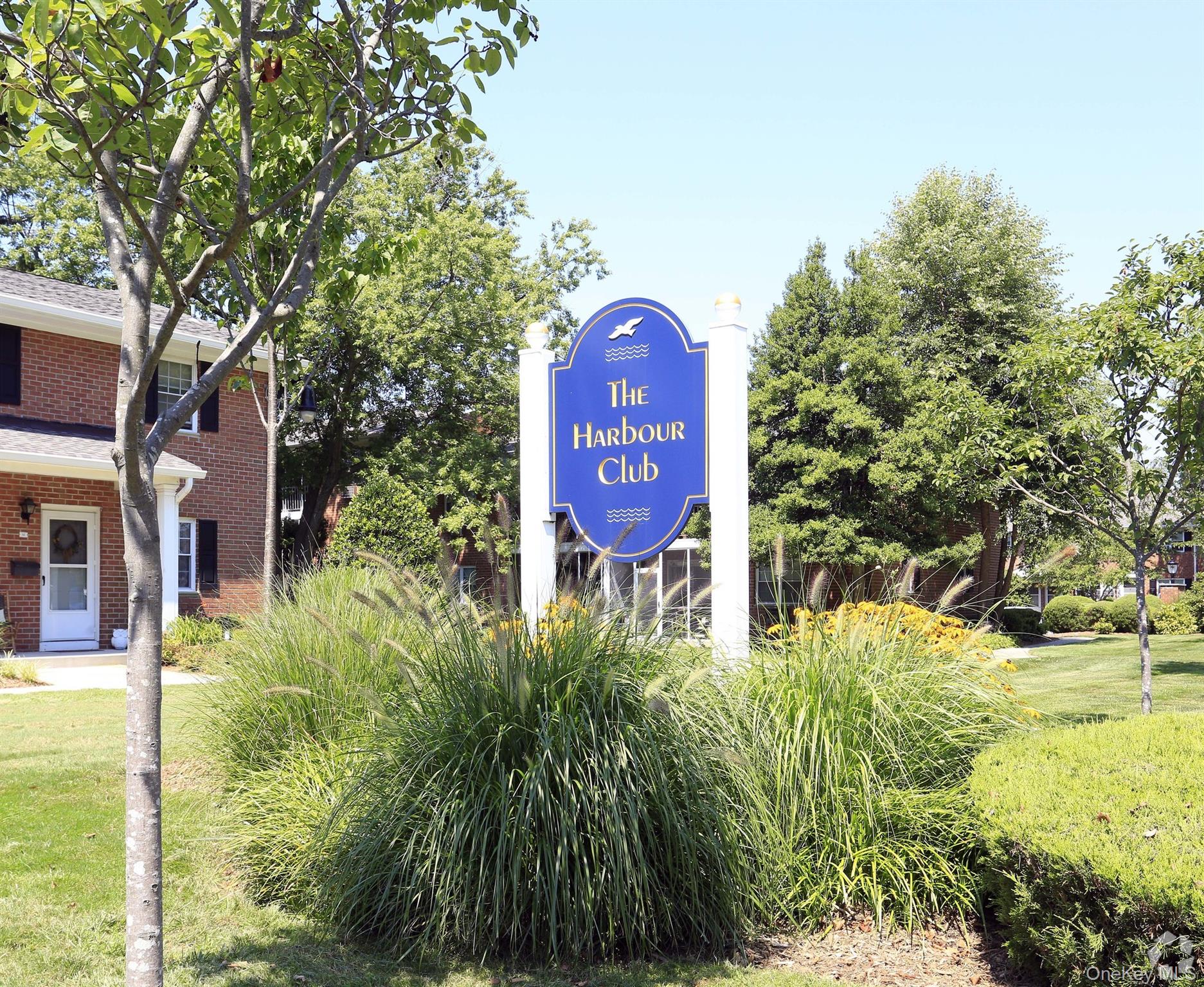 346 Captians Drive – For Rent