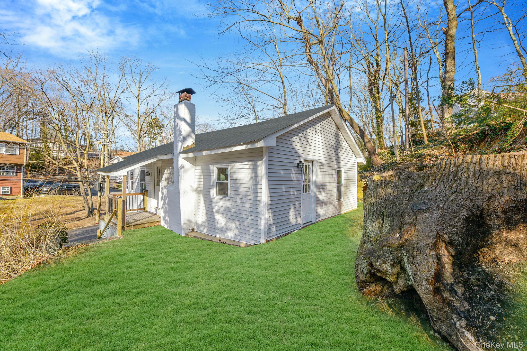 34 Glenna Little Trail – For Sale photo 2
