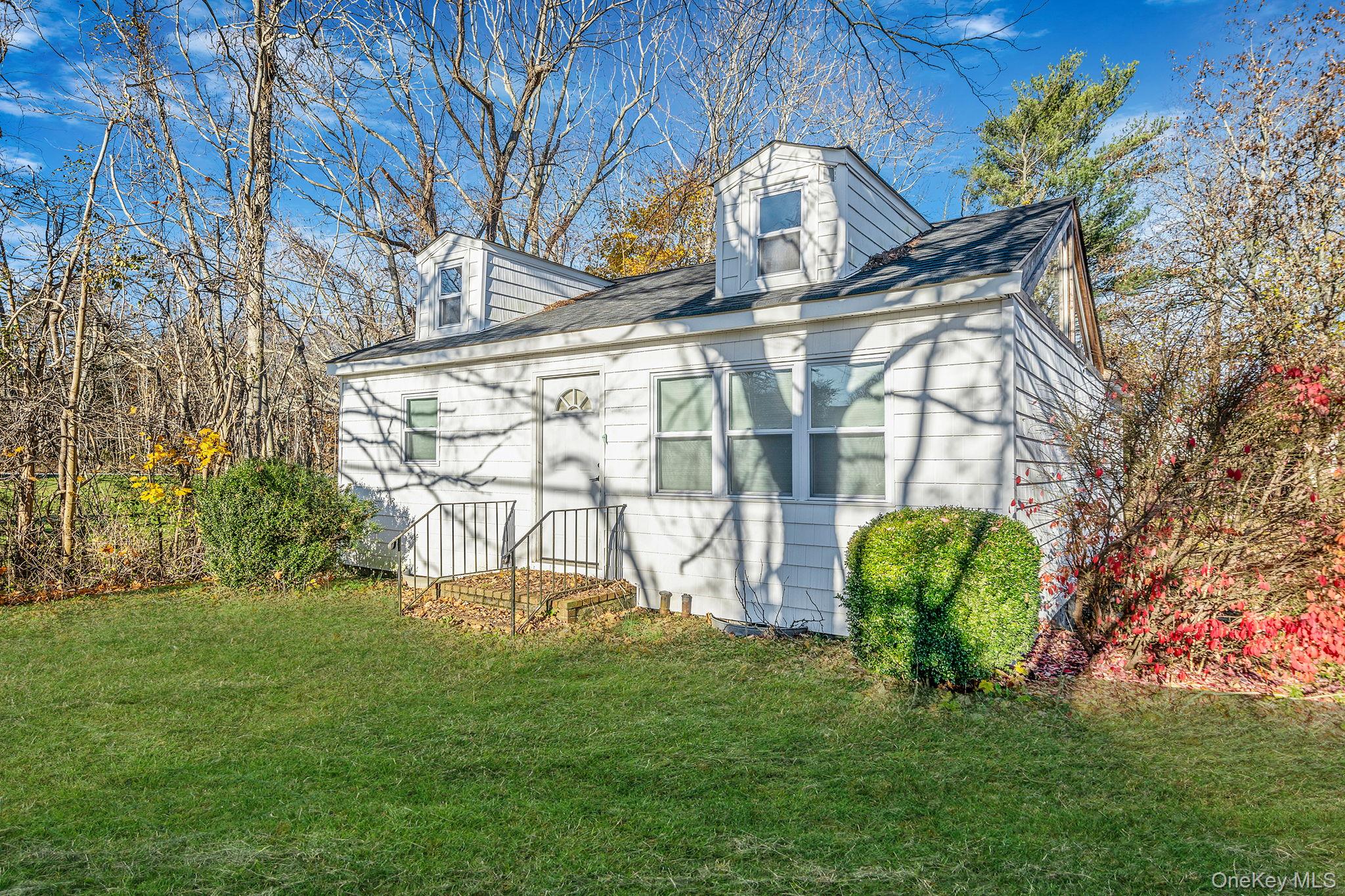 24485 Main Road – For Sale photo 2