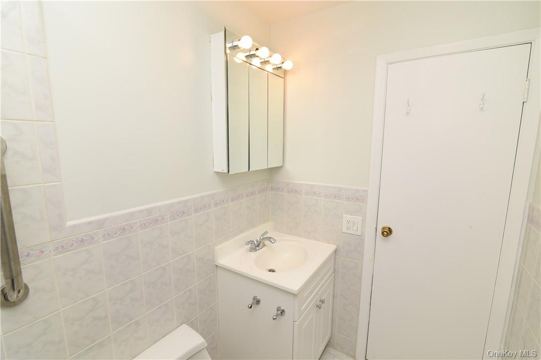 260 West Street, Unit B4 photo 9