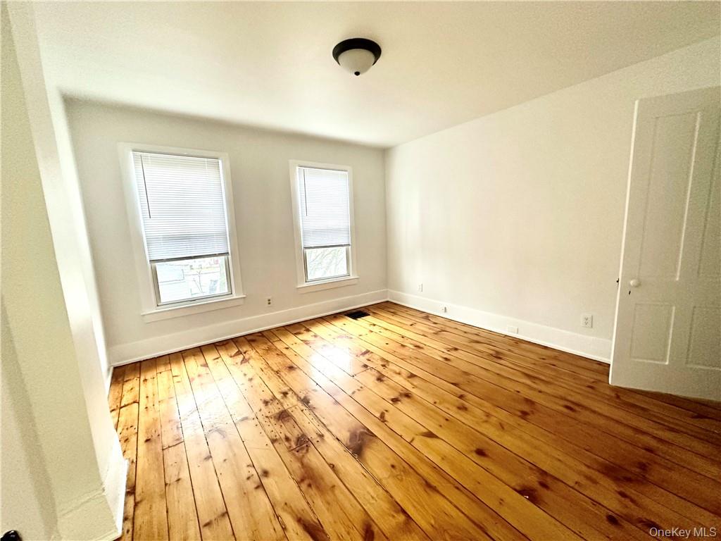 9 Hornbeck Avenue – For Rent photo 16