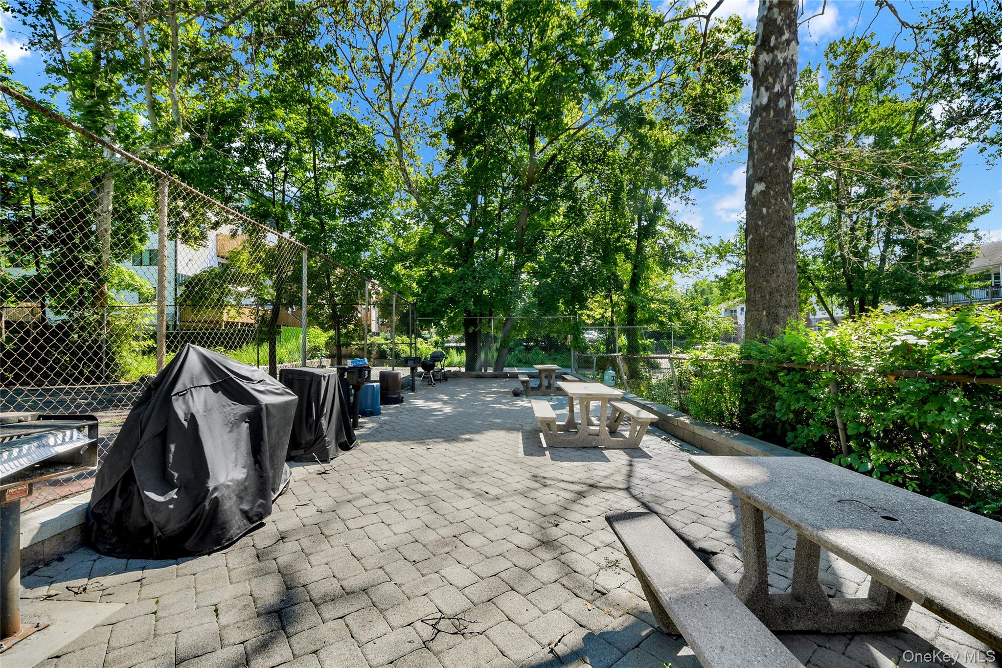 40 S Cole Avenue, Unit 1H photo 12