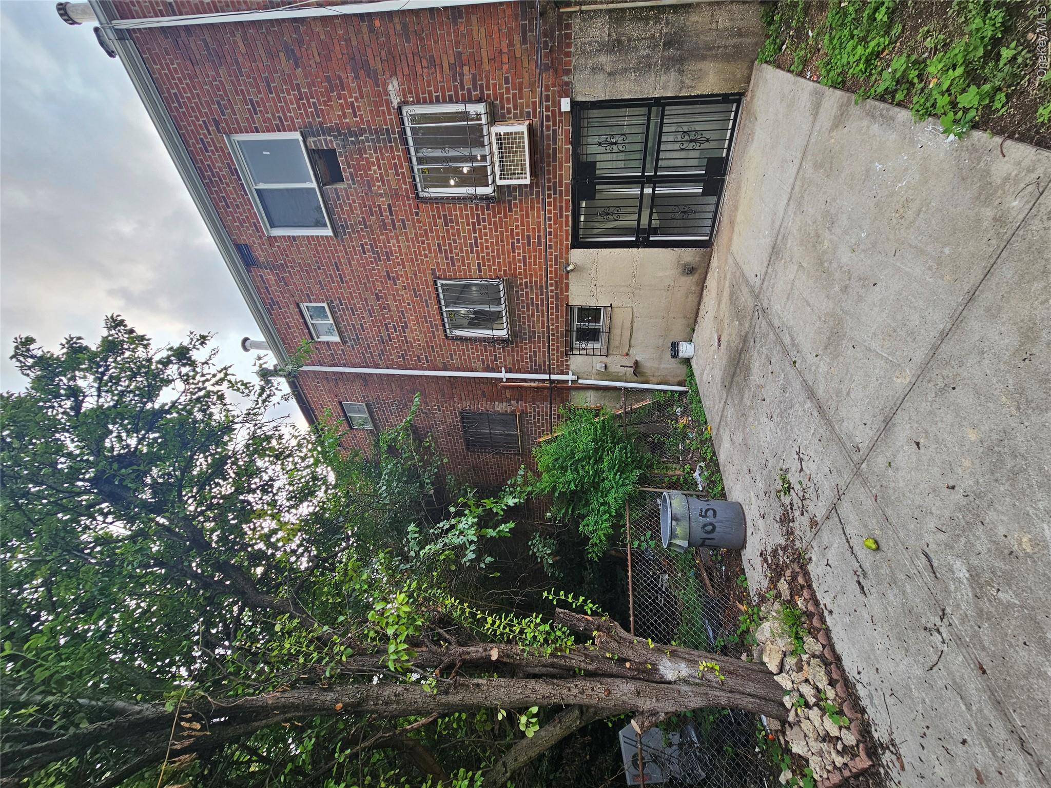 322 Wortman Avenue – For Sale photo 18
