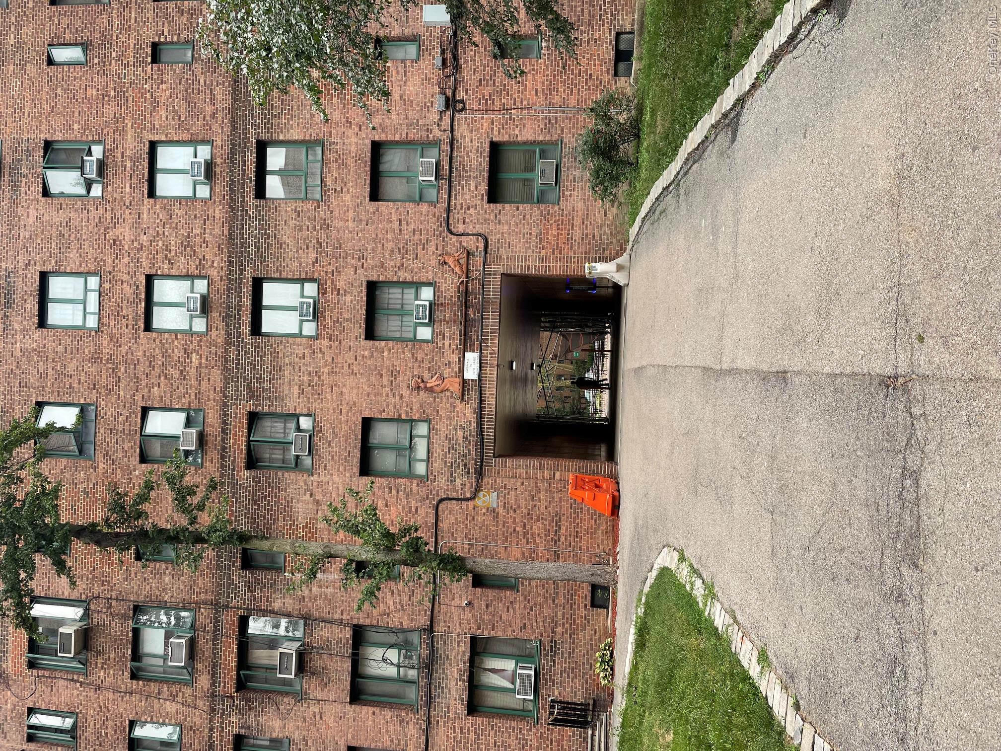 1480 Parkchester Road, Unit MA photo 8