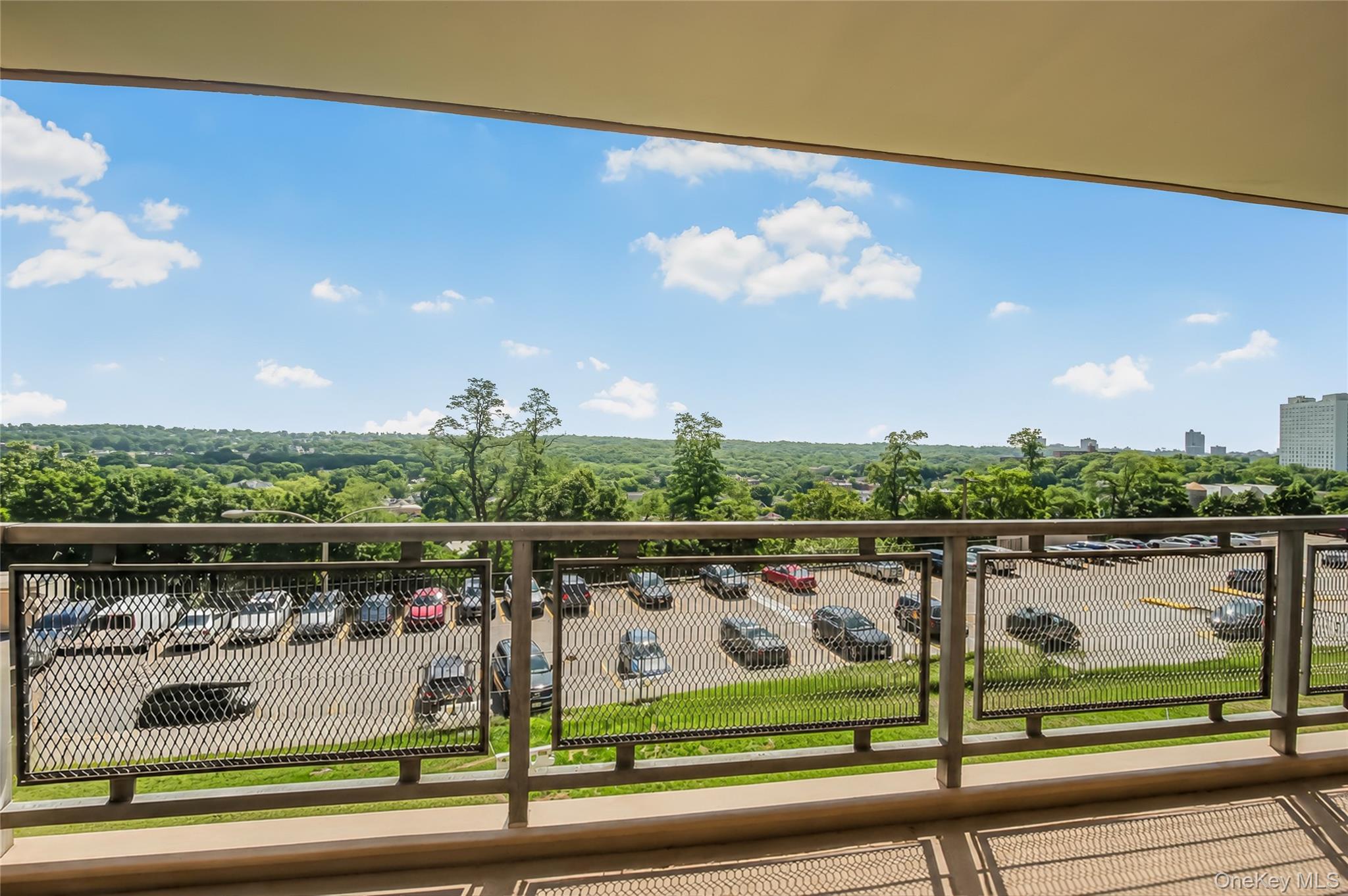 5900 Arlington Avenue, Unit 4G photo 20