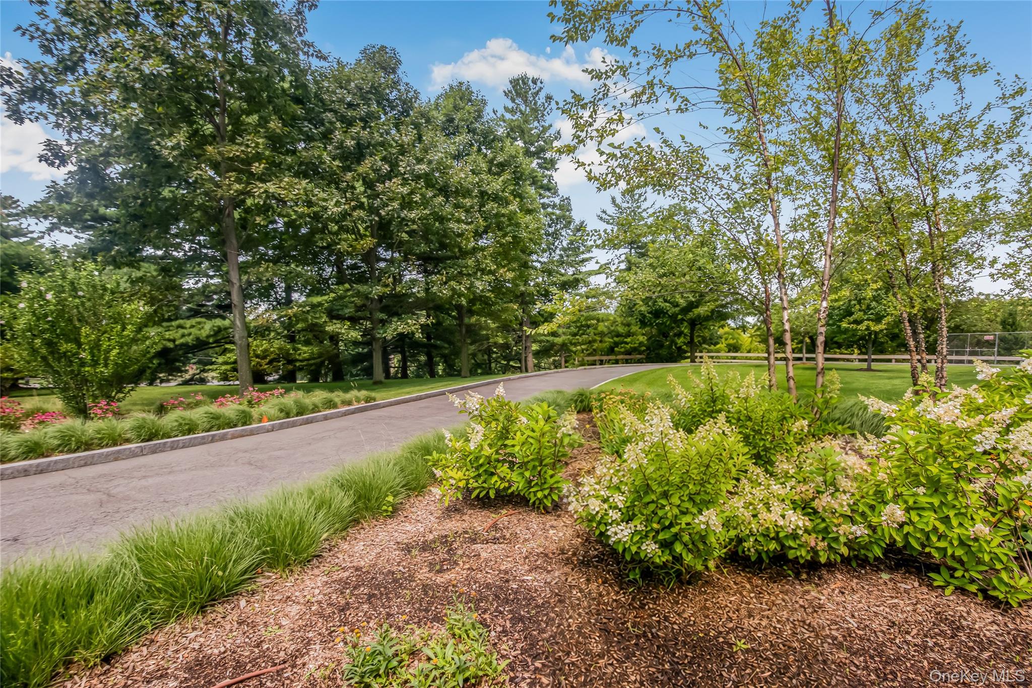 5900 Arlington Avenue, Unit 4G photo 16