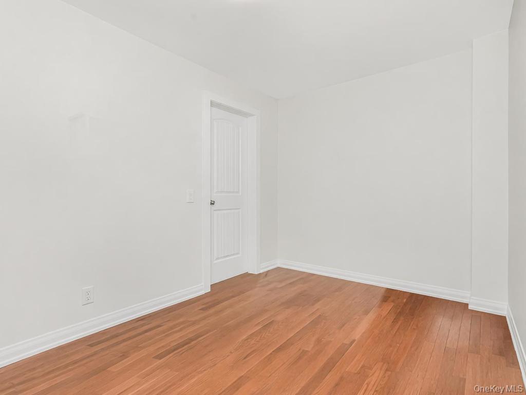 3057 Williamsbridge Road – For Sale photo 5