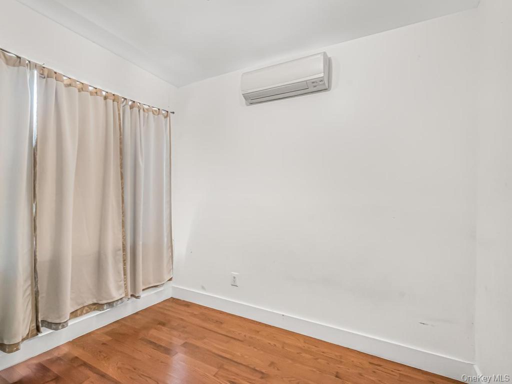 3057 Williamsbridge Road – For Sale photo 9