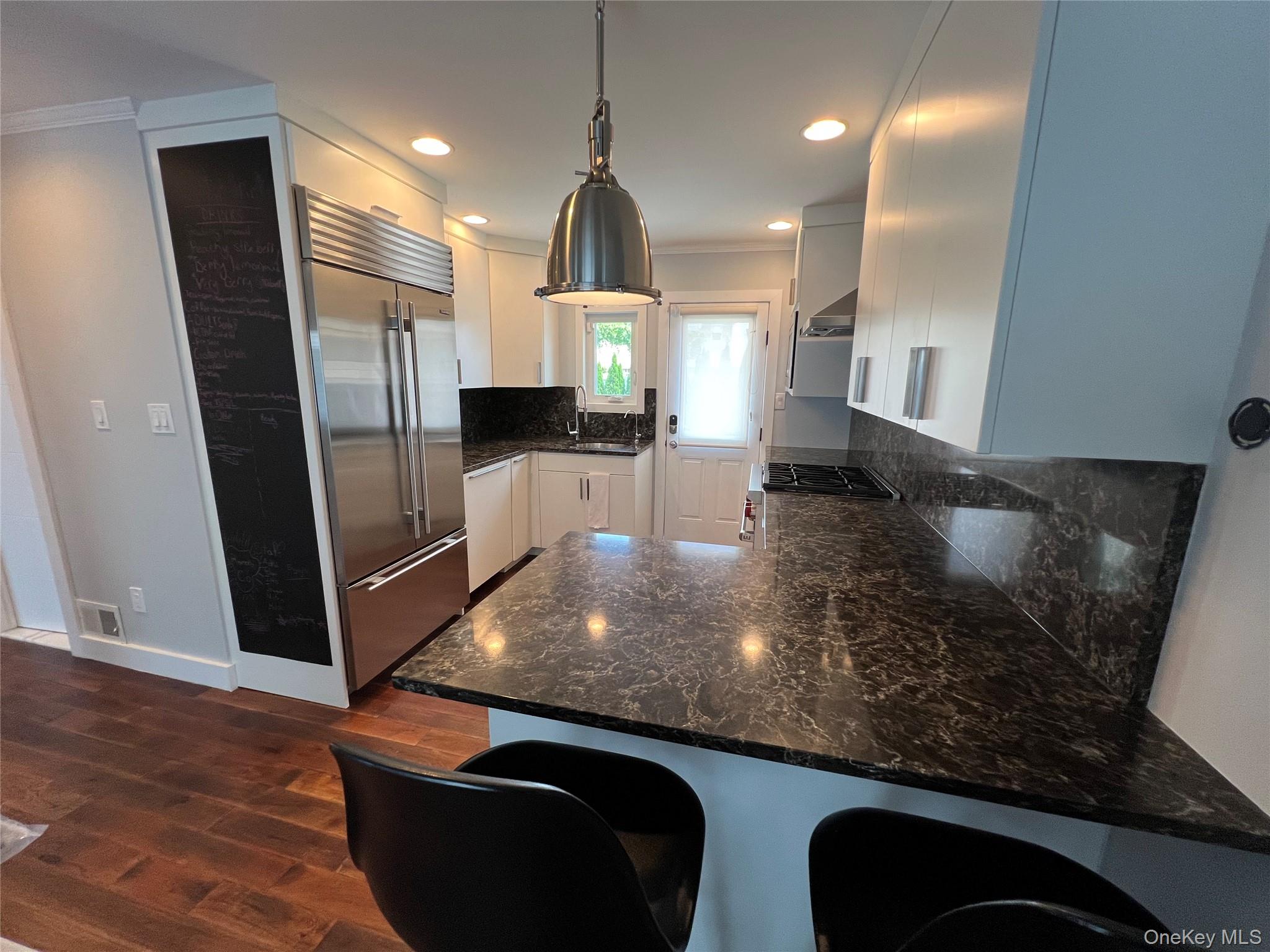 43 Crescent Street – For Sale photo 4