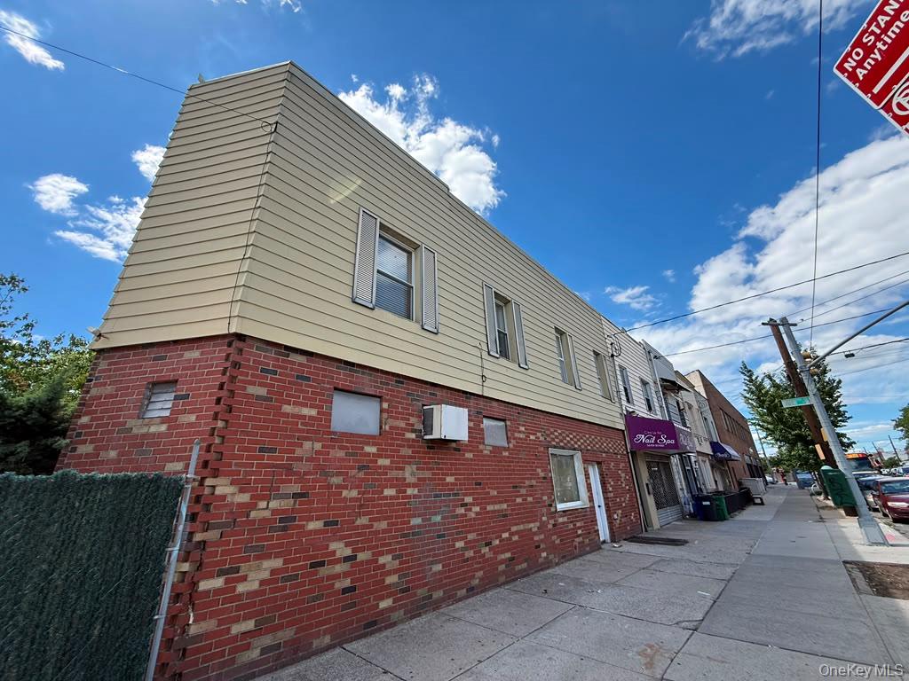 1902 Stillwell Avenue – For Sale photo 2