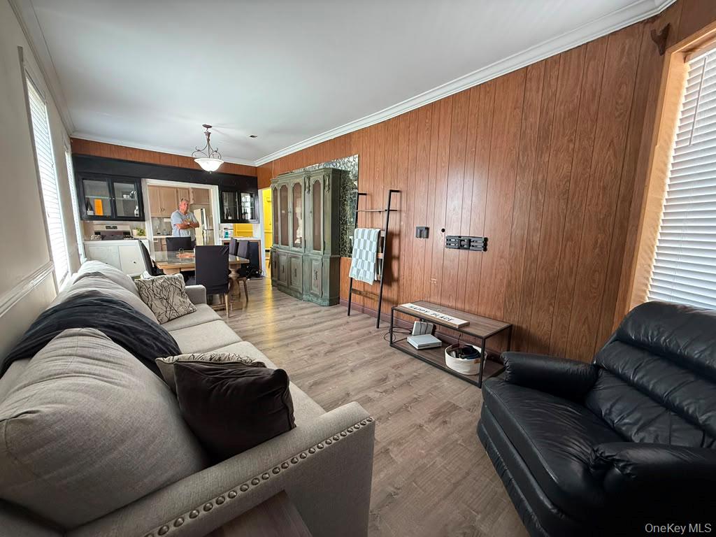 1902 Stillwell Avenue – For Sale photo 14