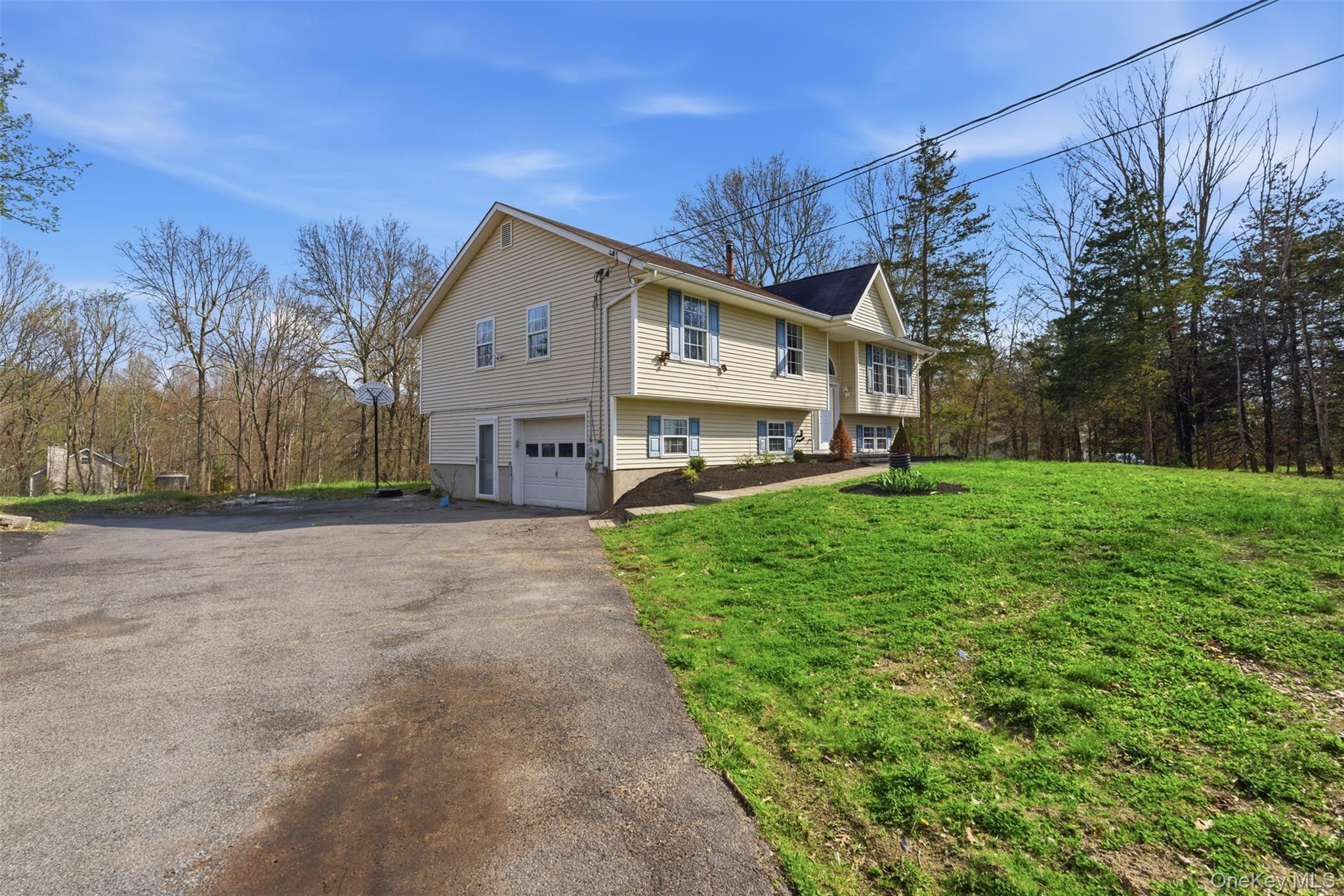 600 Twin Arch Road – For Sale photo 2