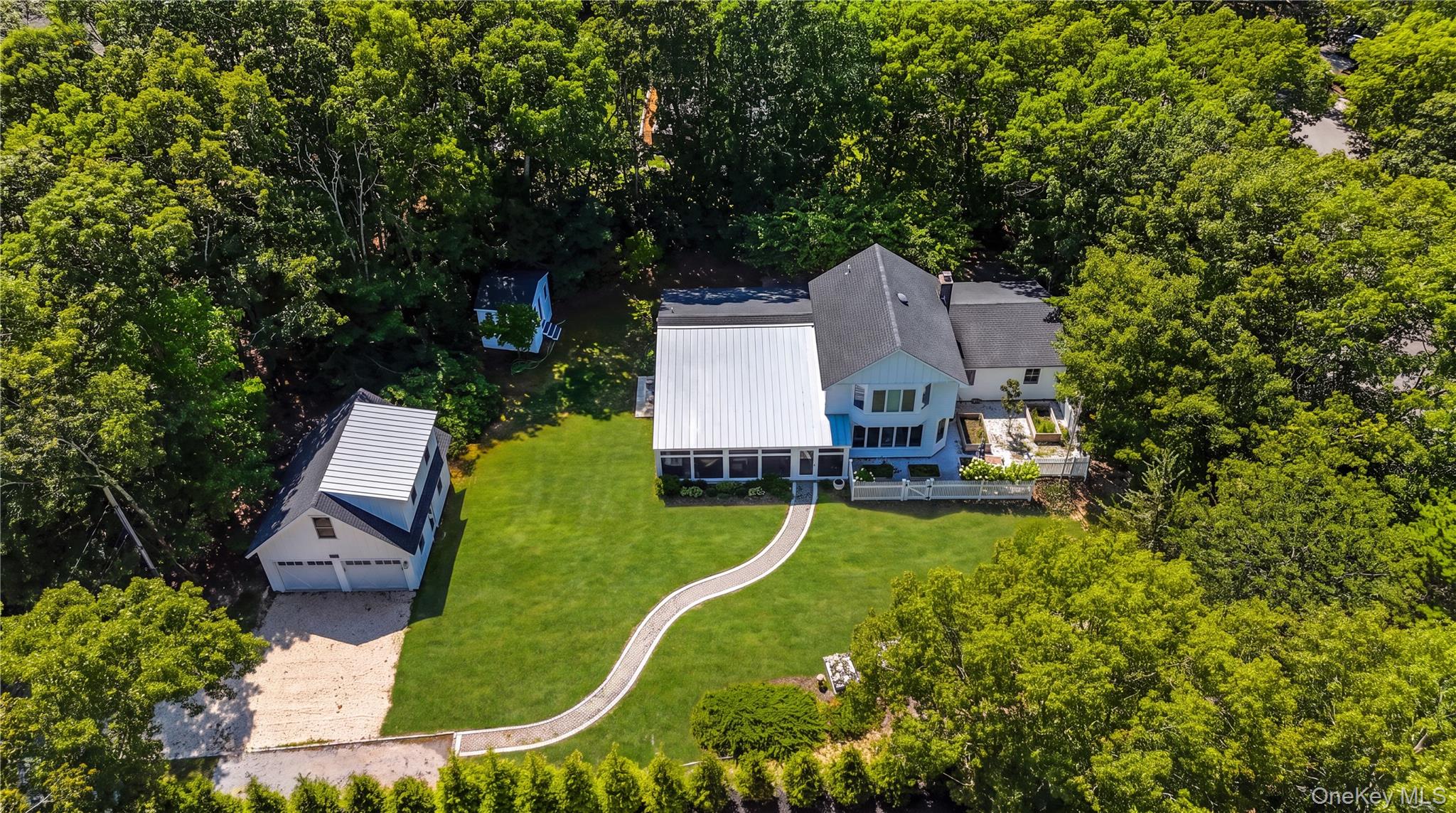 36 Breezy Drive – For Sale