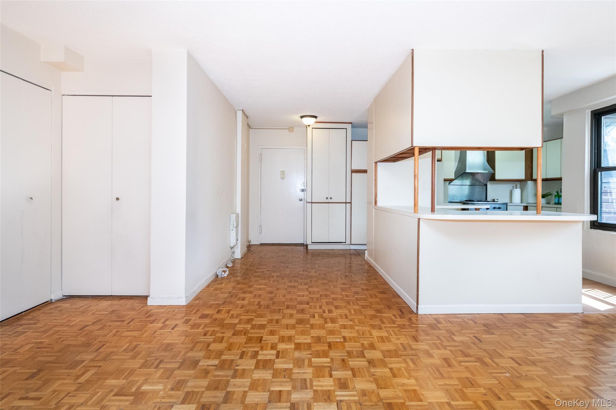 171 Pearsall Drive, Unit 6E/6F photo 8