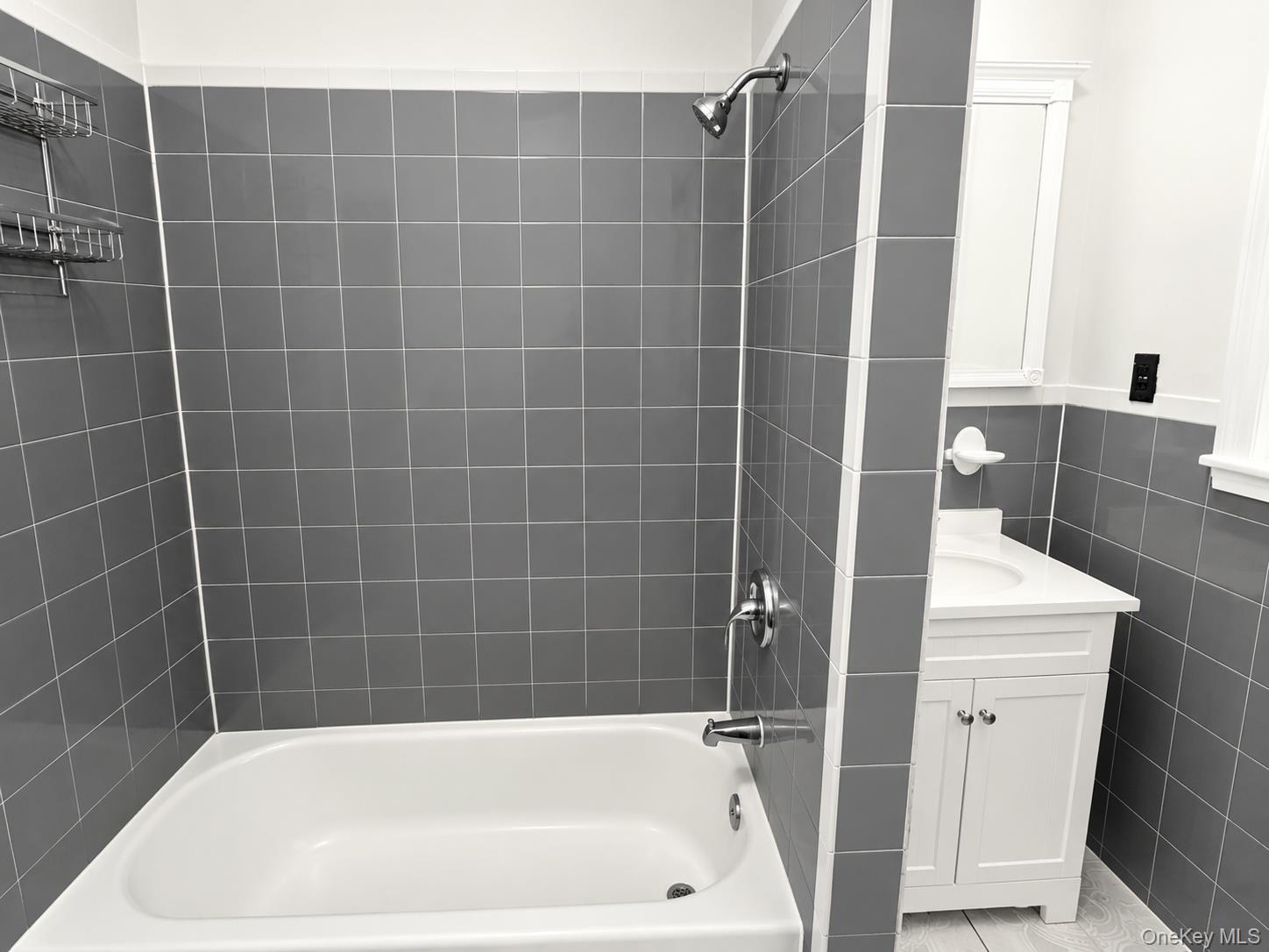 36 Gerard Street – For Rent photo 11