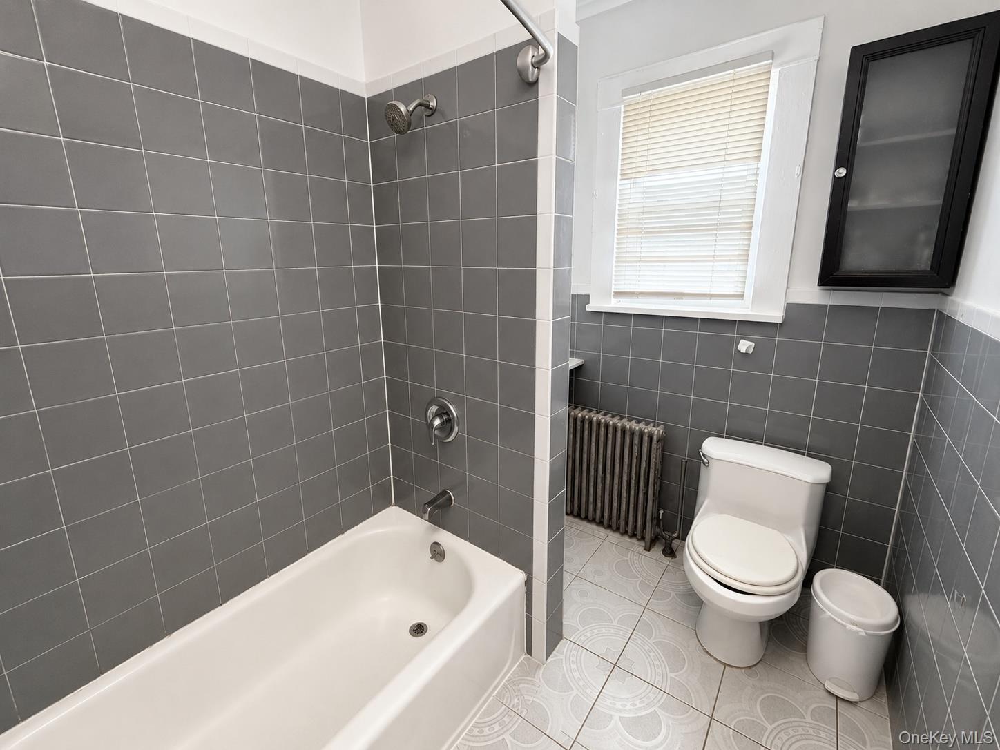 36 Gerard Street – For Rent photo 10