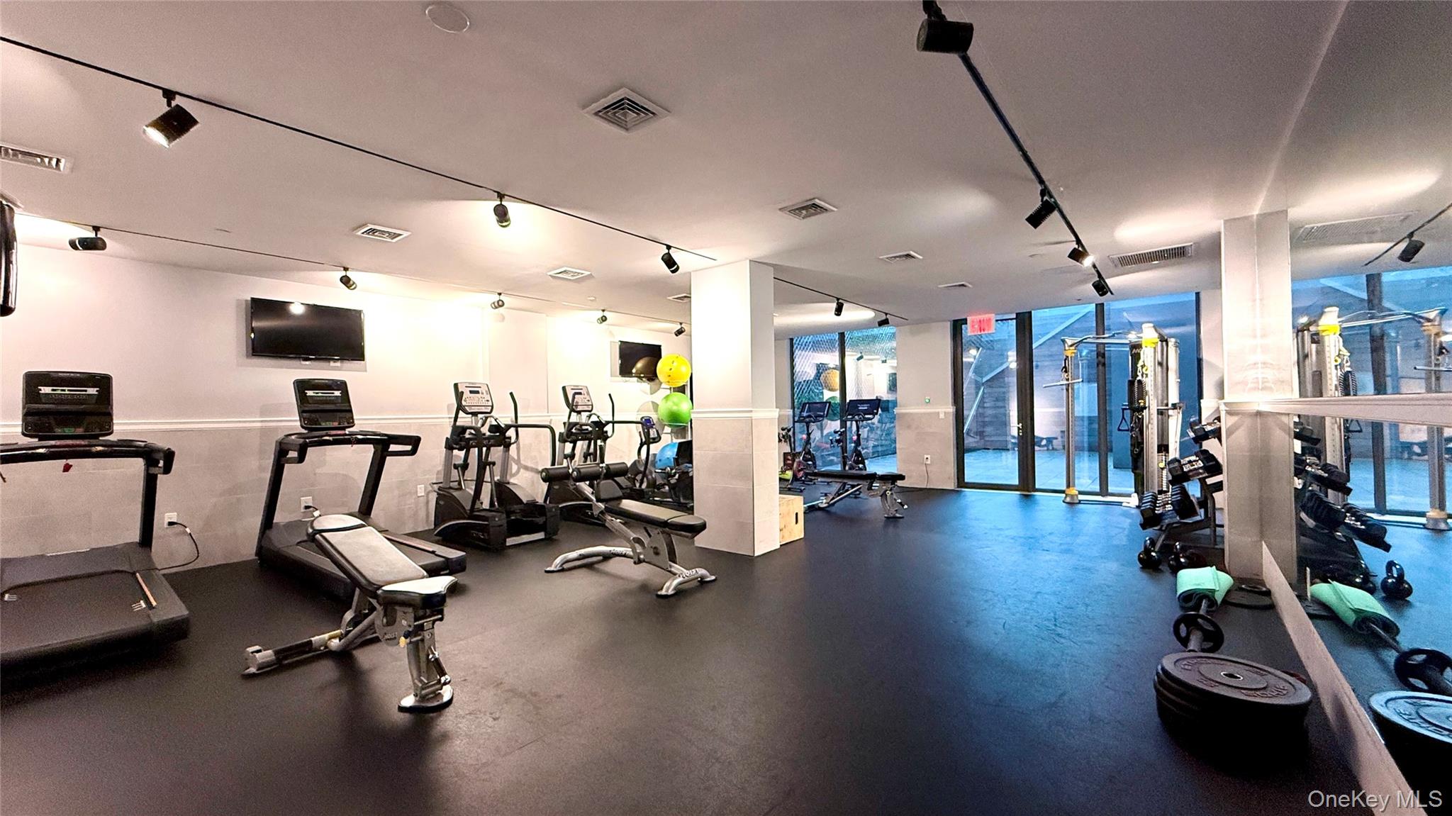 251 1st Street, Unit 4A photo 21