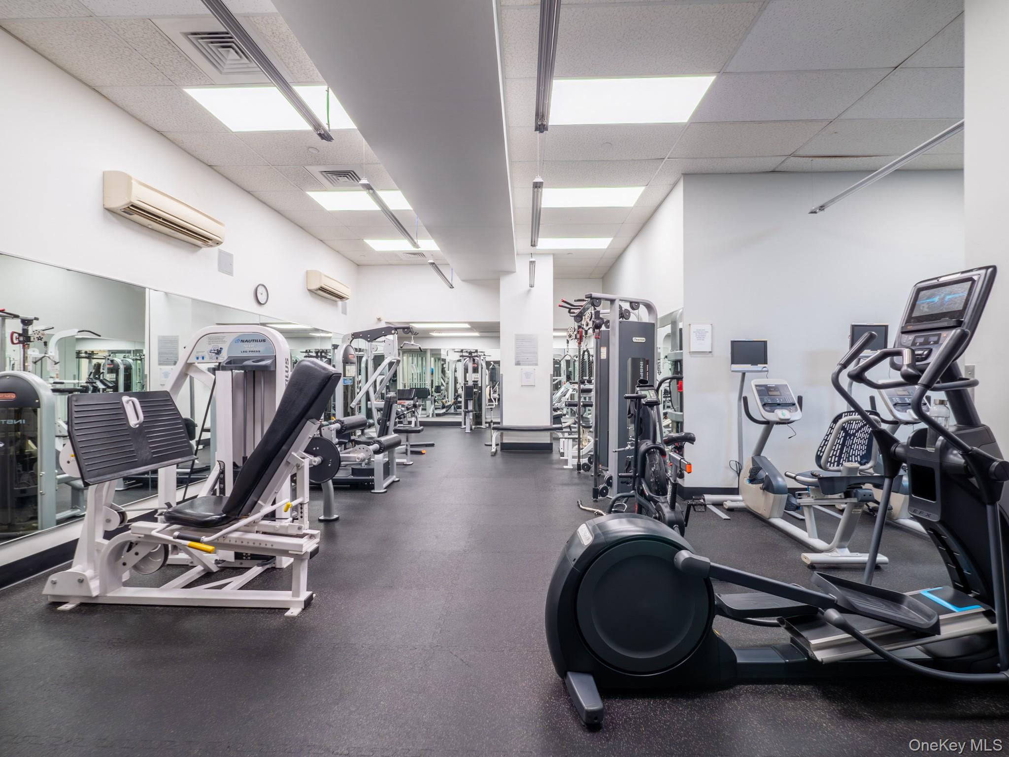 4-74 48th Avenue, Unit 29H photo 22