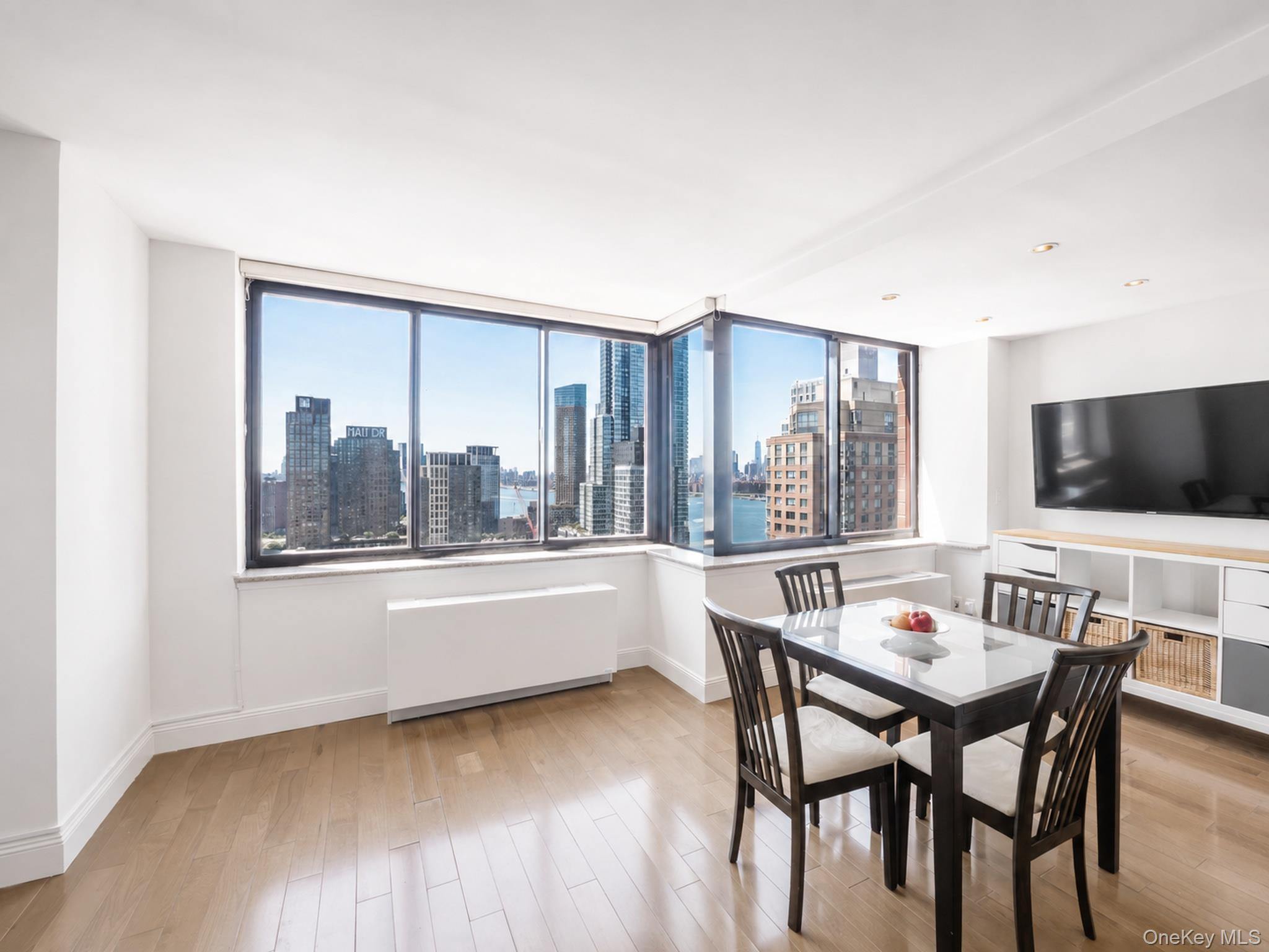 4-74 48th Avenue, Unit 29H photo 4