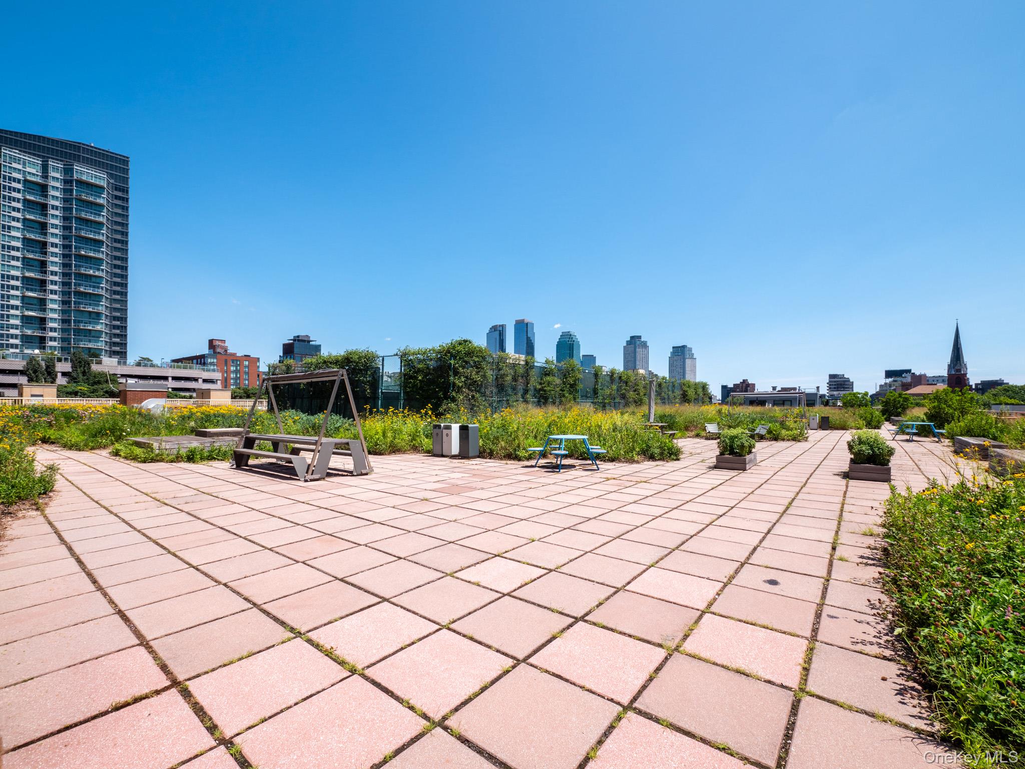 4-74 48th Avenue, Unit 29H photo 25
