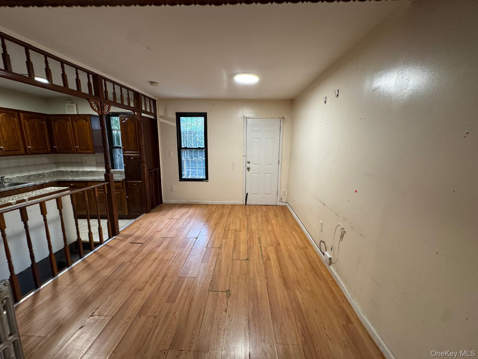 590 Elton Street – For Sale photo 11