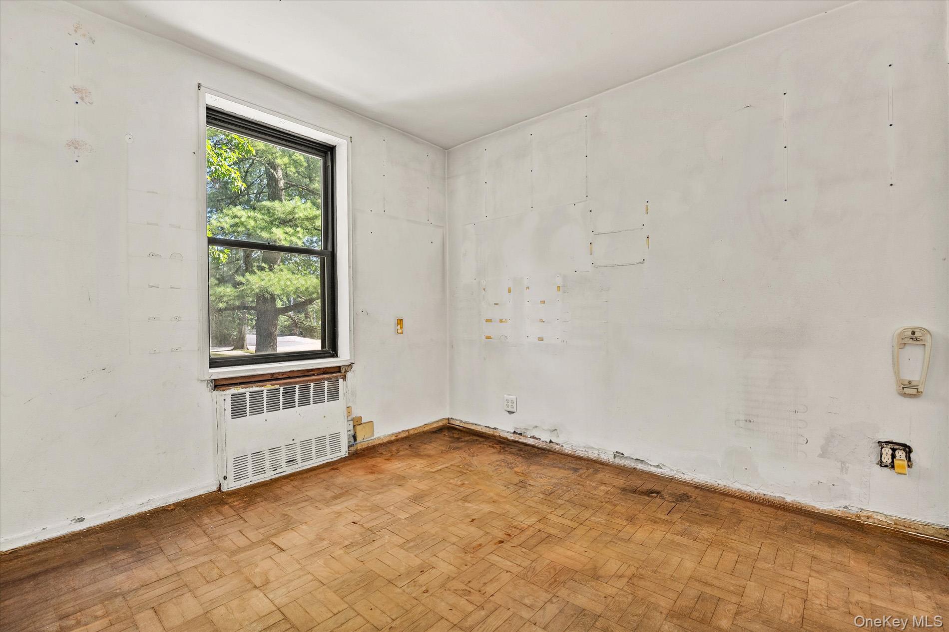 80-35 Springfield Blvd, Unit 1M photo 14
