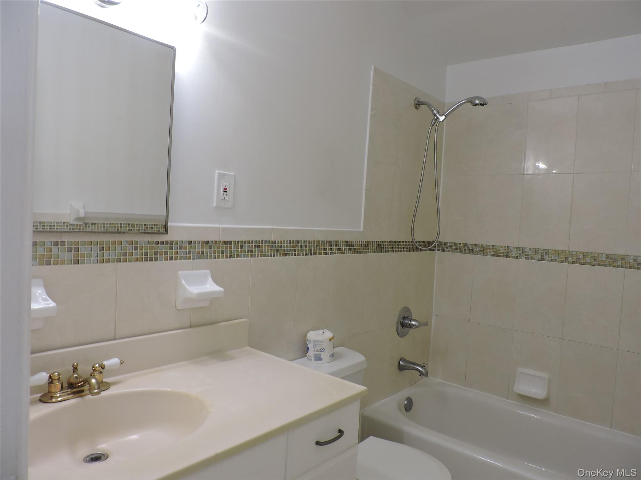 134-46 161st Street – For Rent photo 7