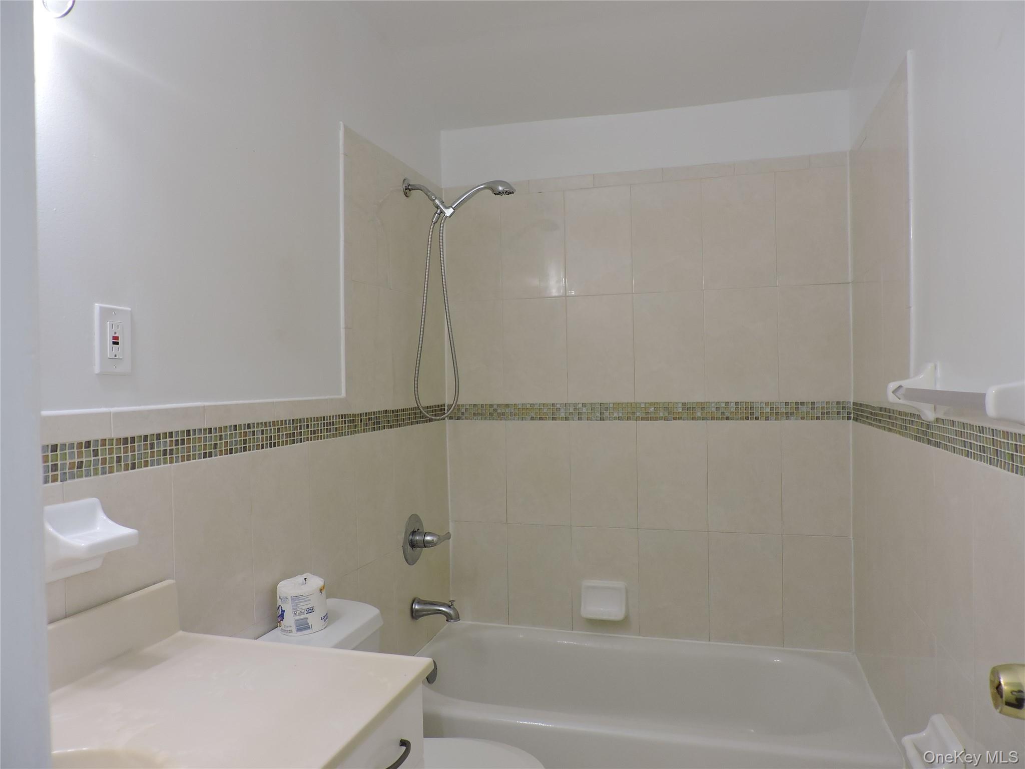 134-46 161st Street – For Rent photo 8