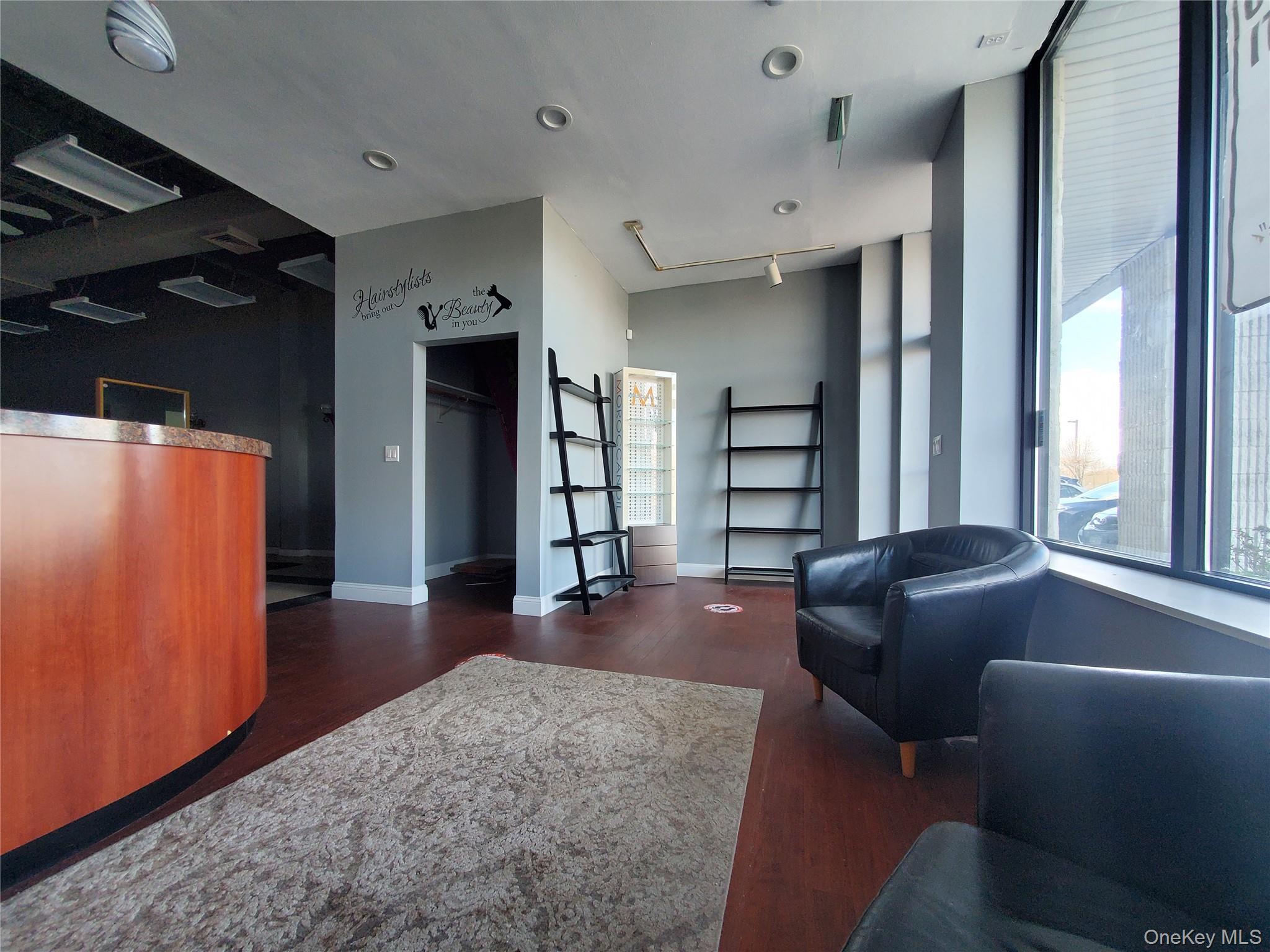 4846 Sunrise Highway, Unit 4846 photo 3