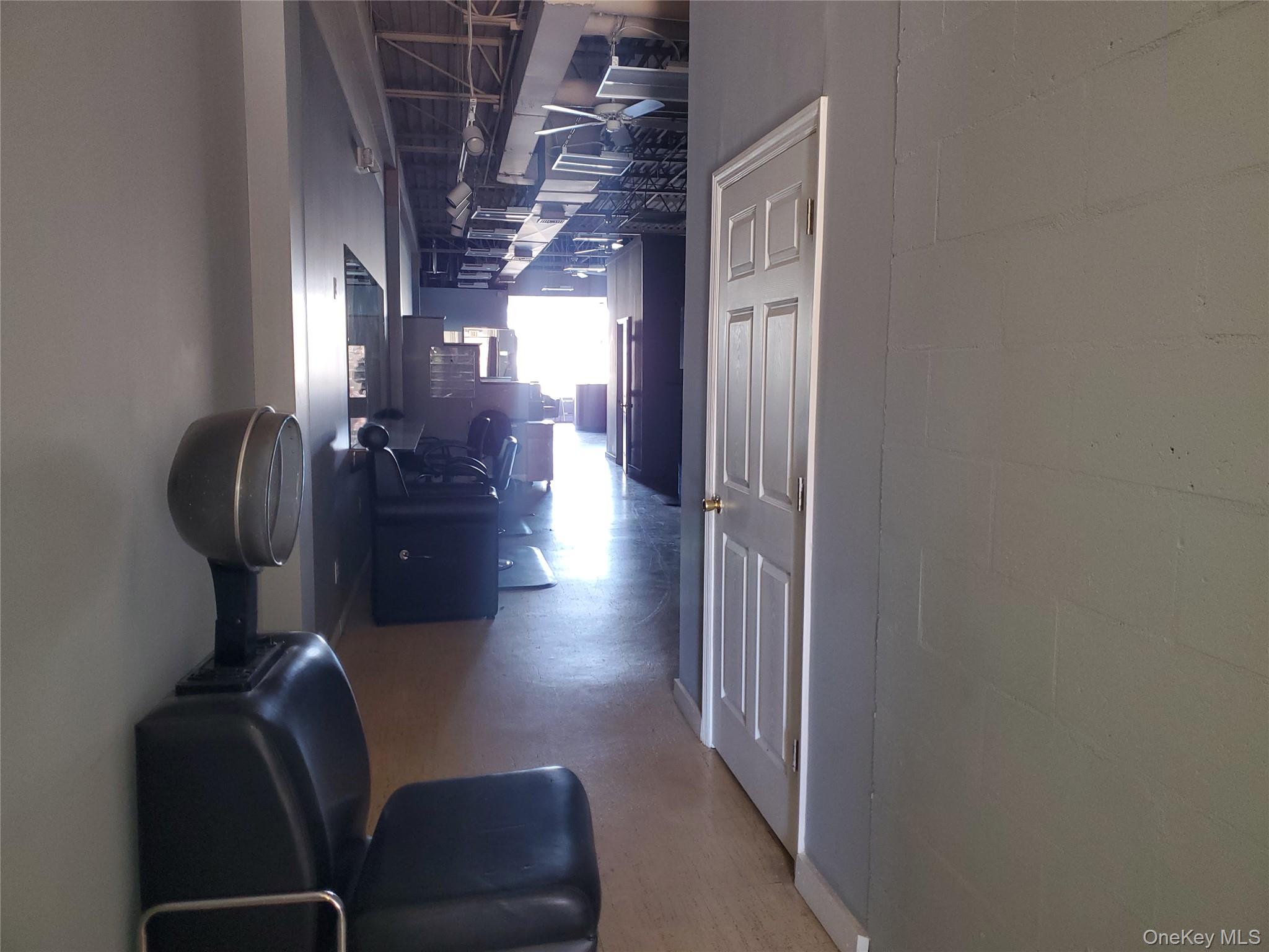4846 Sunrise Highway, Unit 4846 photo 13