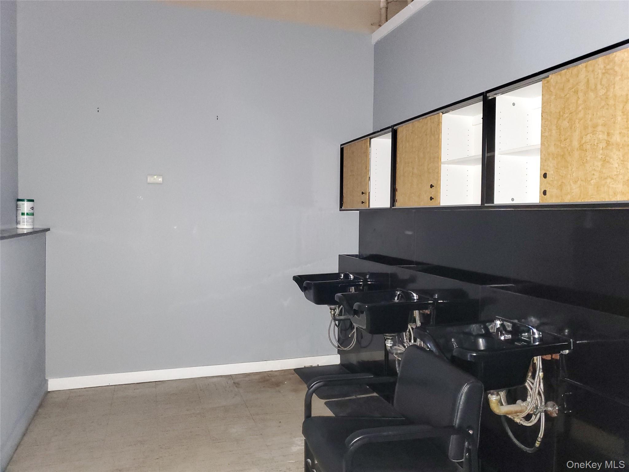 4846 Sunrise Highway, Unit 4846 photo 7