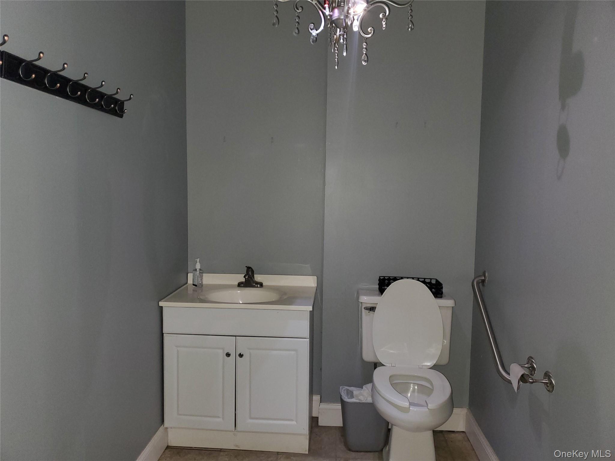 4846 Sunrise Highway, Unit 4846 photo 11