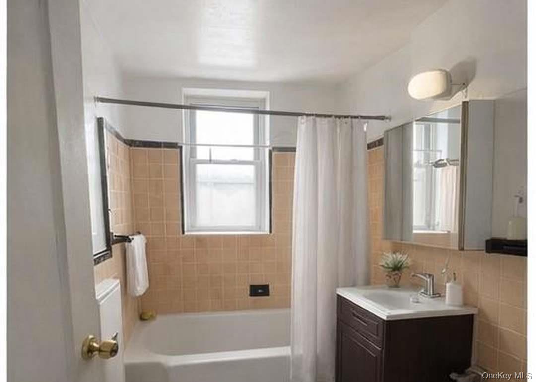14444 41st Avenue, Unit 6A photo 4