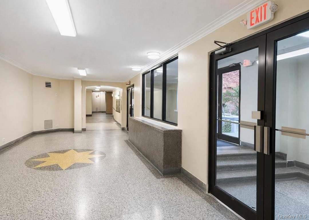 14444 41st Avenue, Unit 6A photo 7