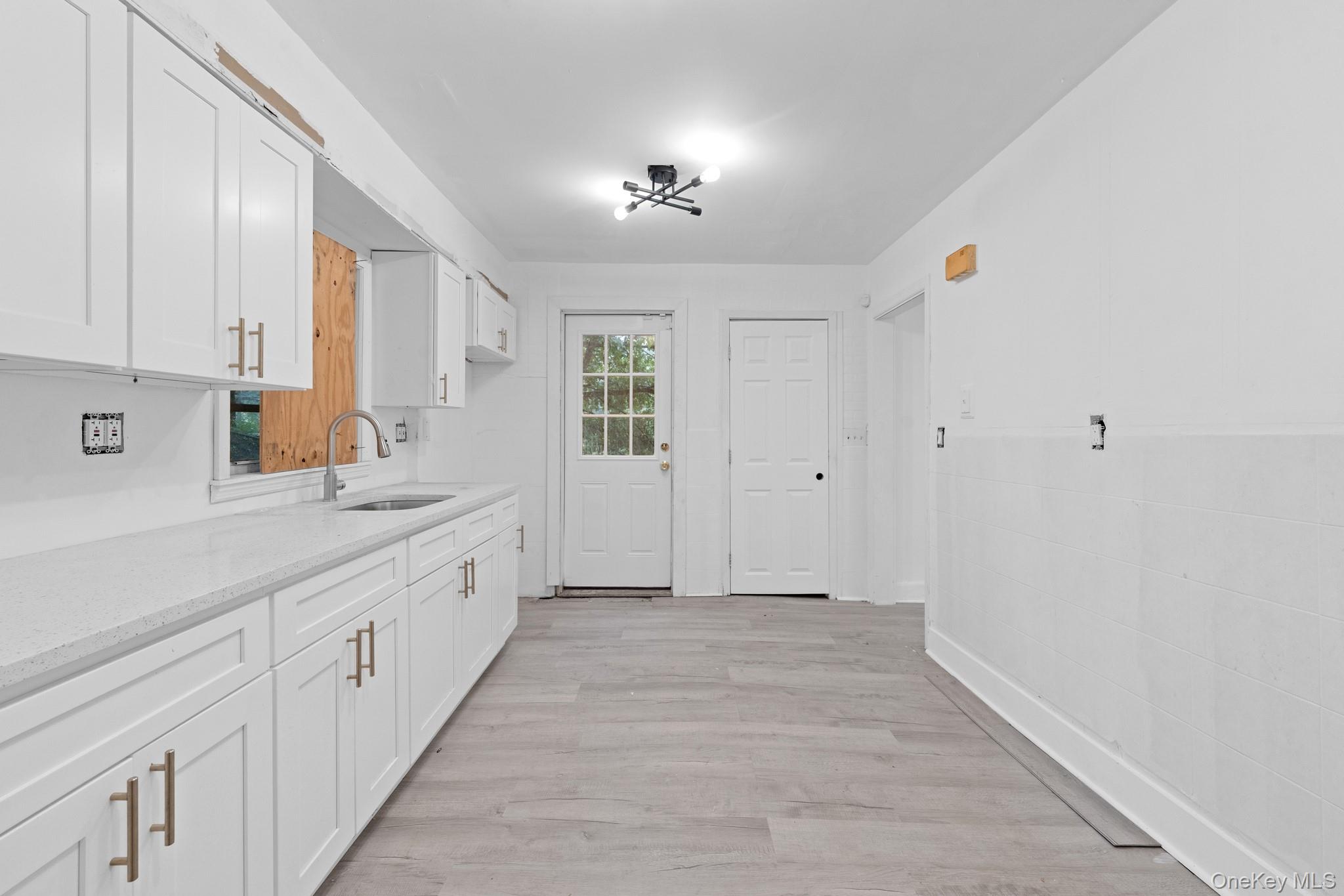 125 Caryl Avenue – For Sale photo 4