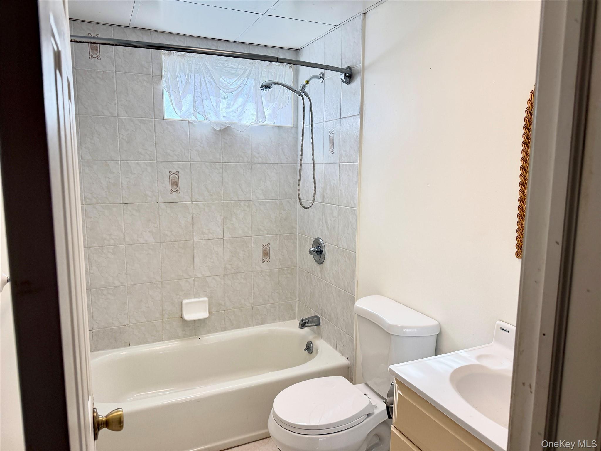 356 Woodfield Road – For Sale photo 23