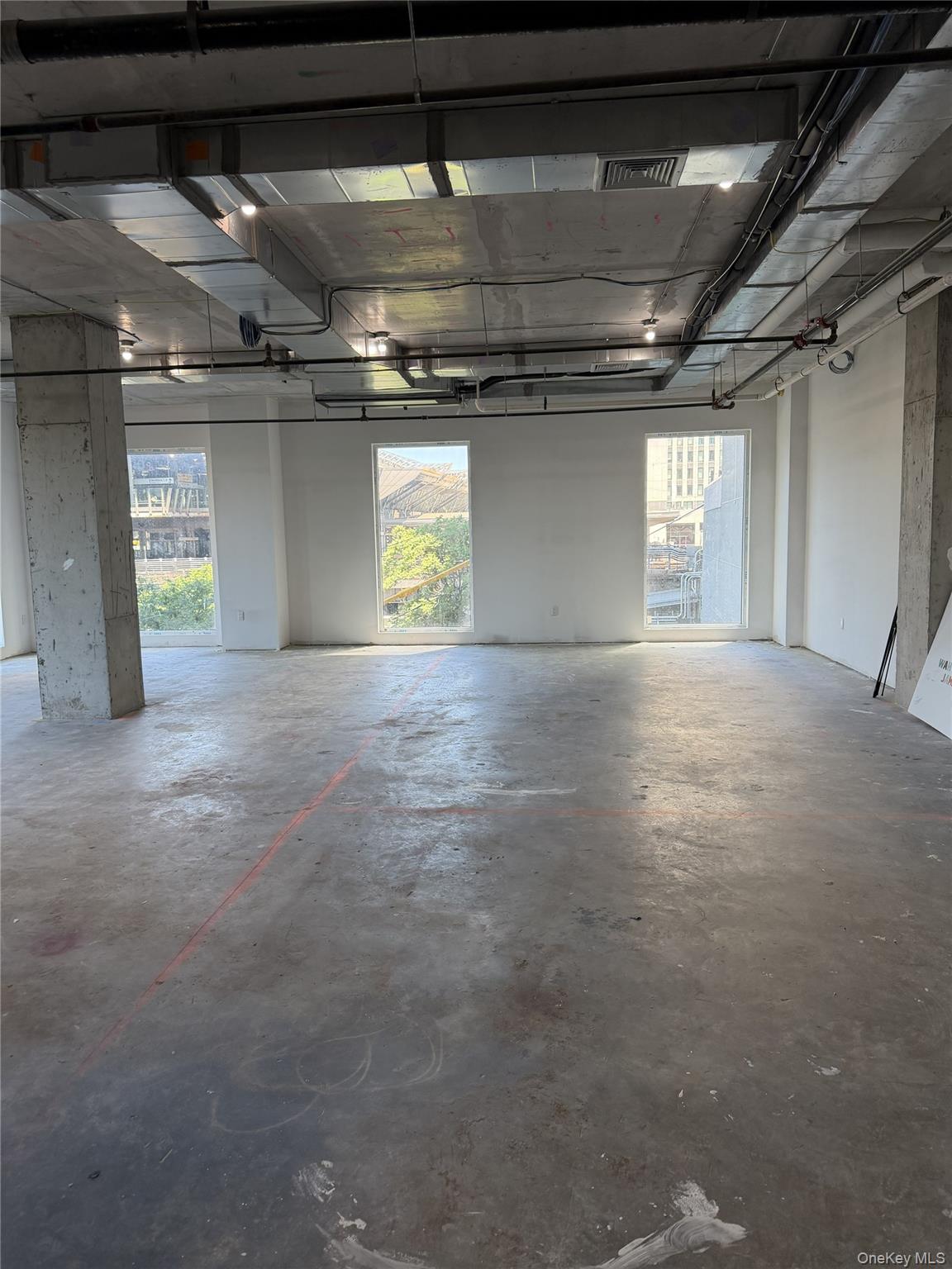 9415 Sutphin Boulevard – For Rent photo 3