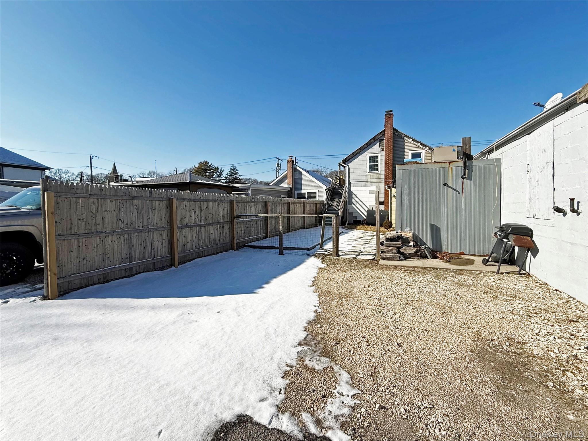 495 Montauk Highway – For Rent photo 16