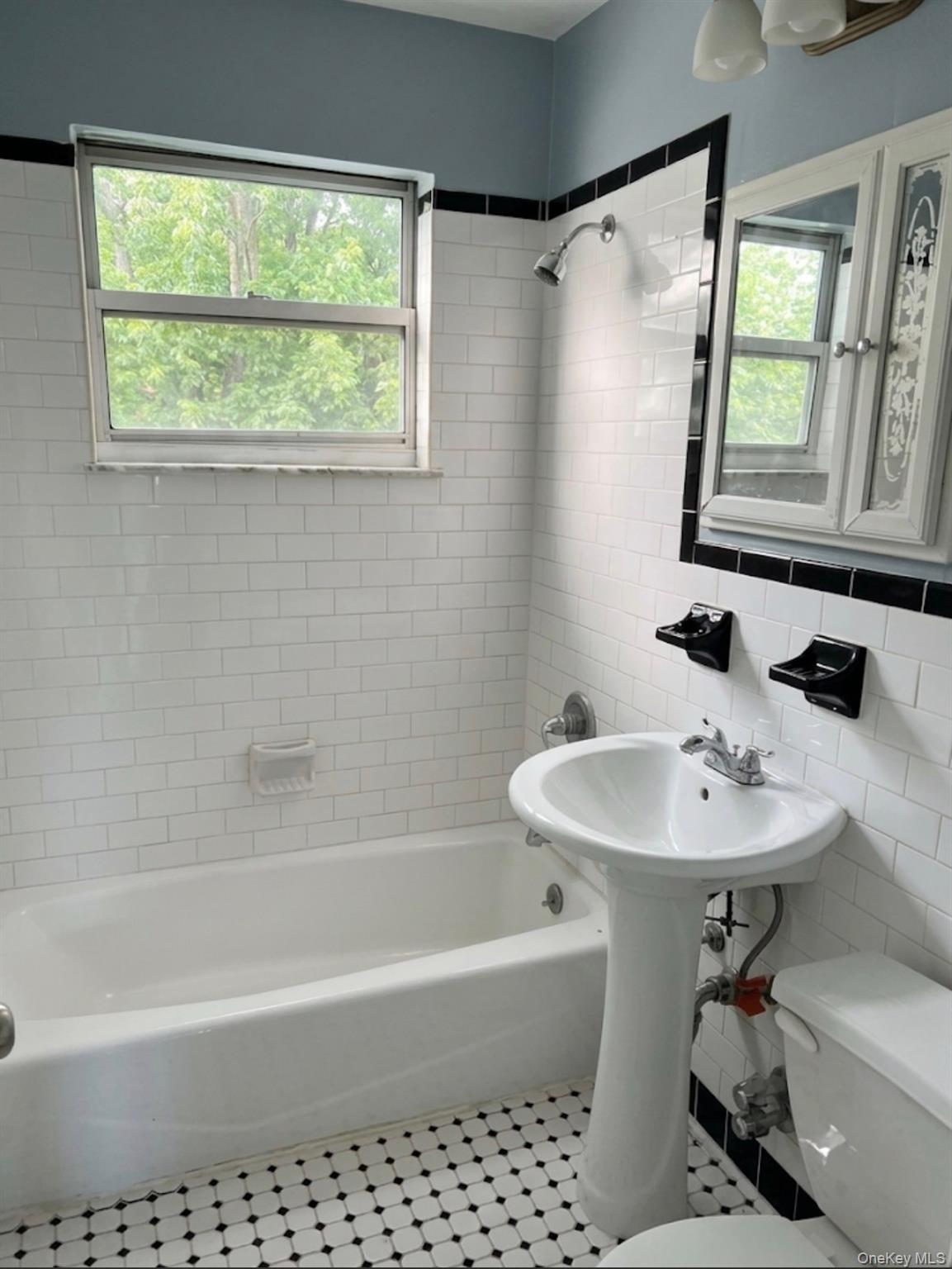 205 W Post Road, Unit E2H photo 6