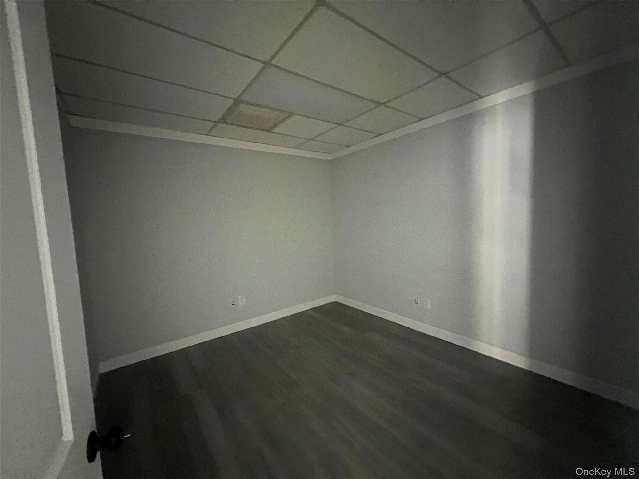 246-258 Glen Street, Unit 258 photo 4