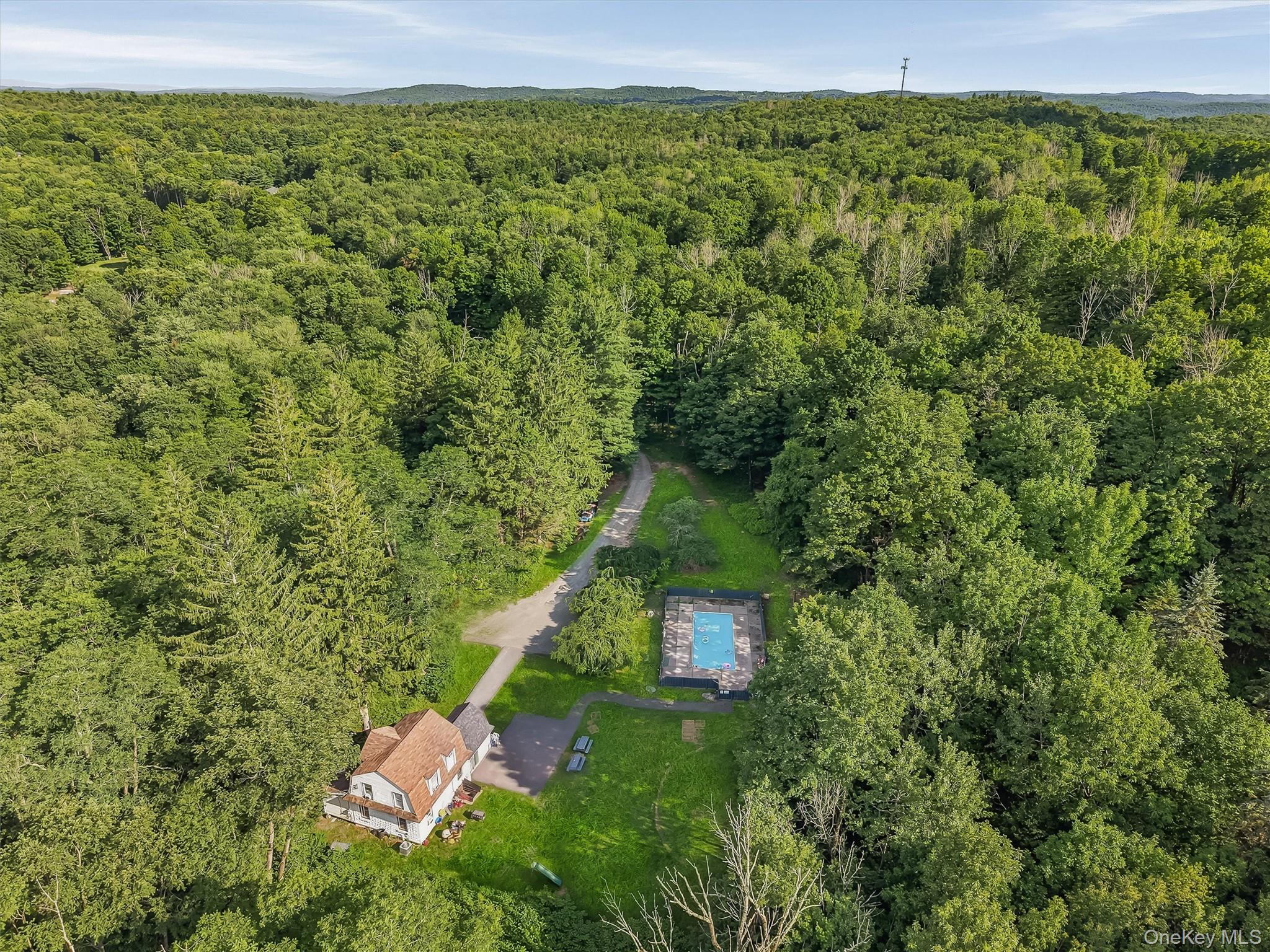 412 Old Monticello Road – For Sale