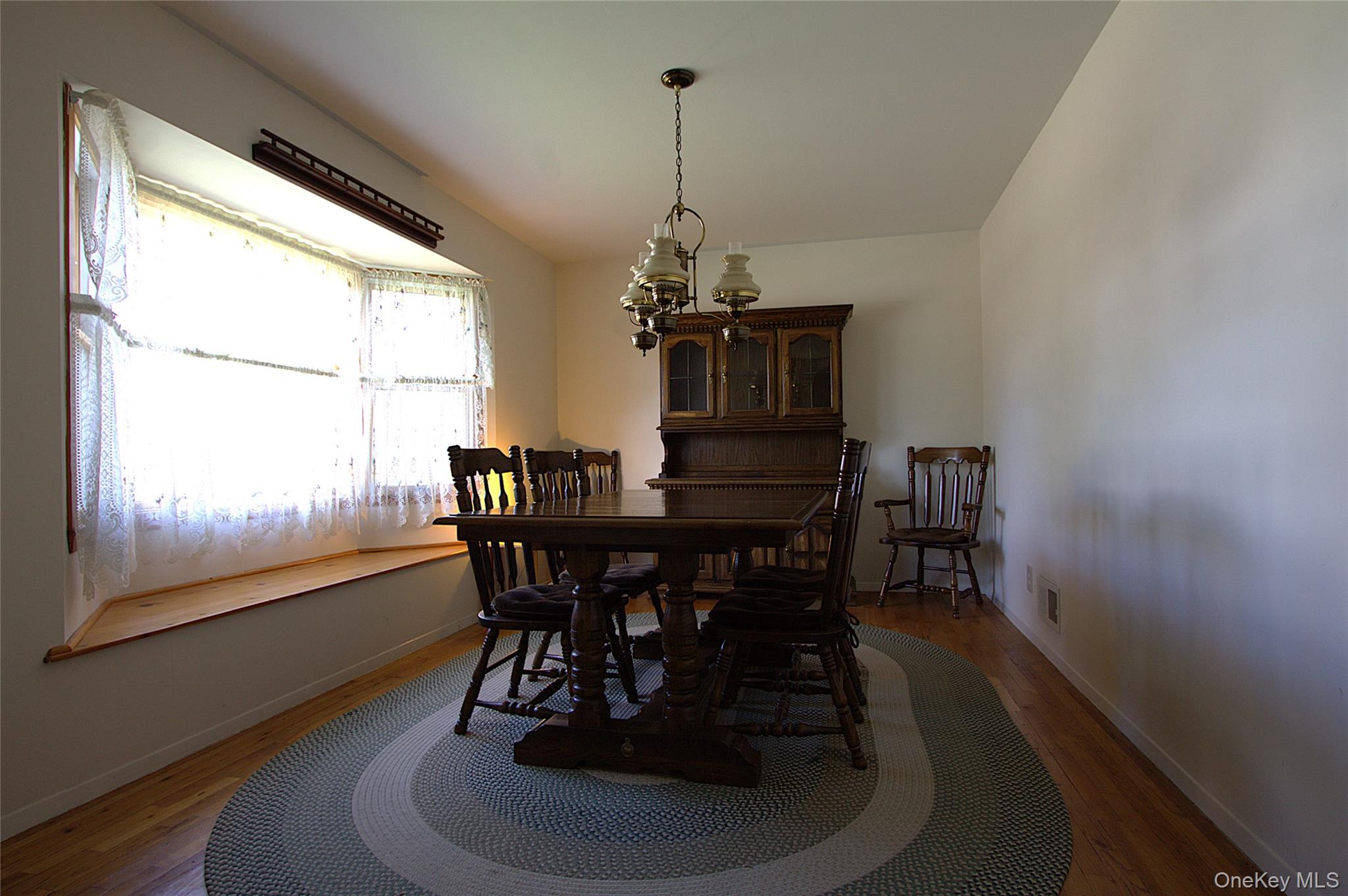 46 Margaret Drive E – For Sale photo 4