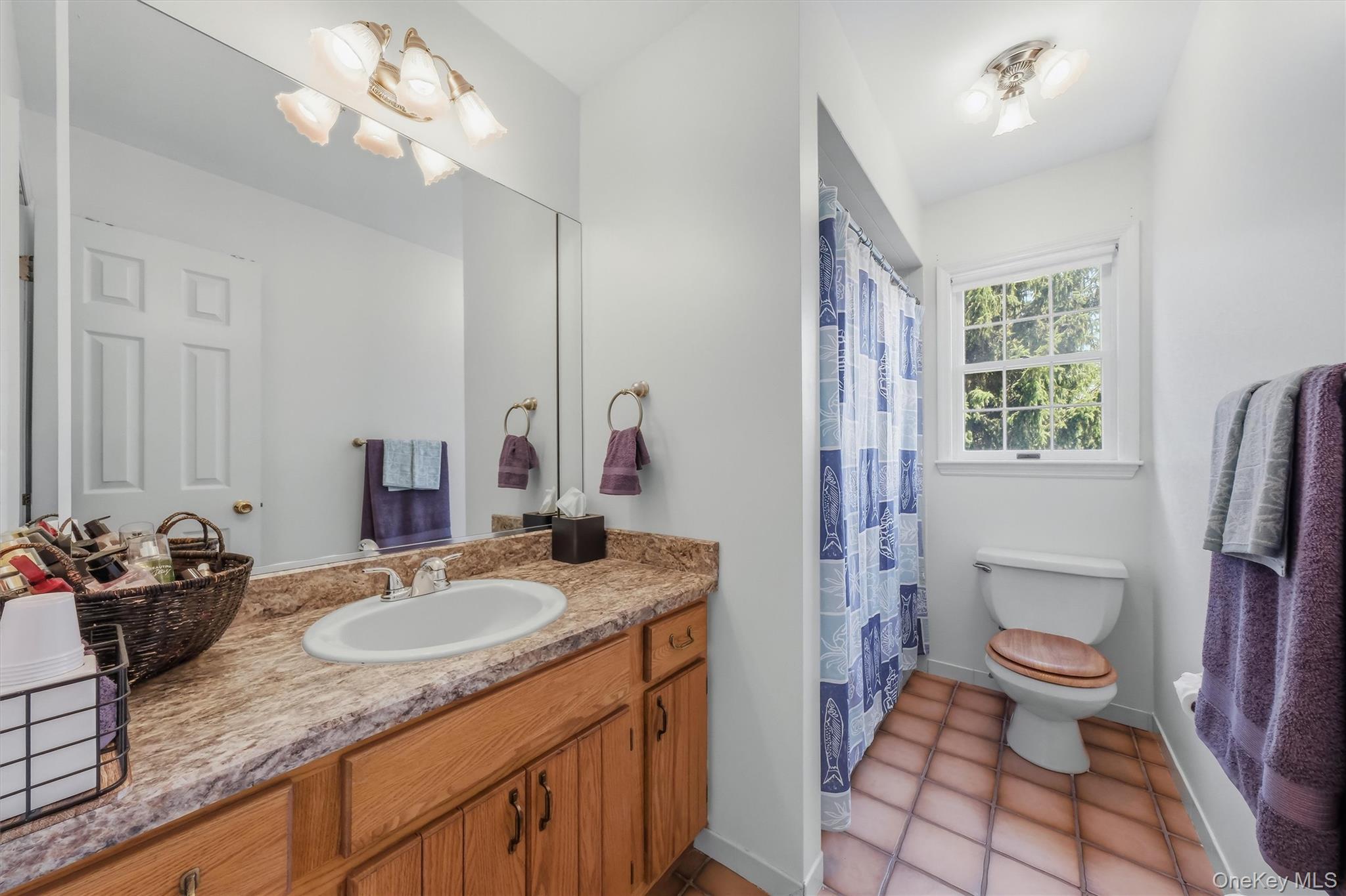 214 W Mombasha Road – For Sale photo 32